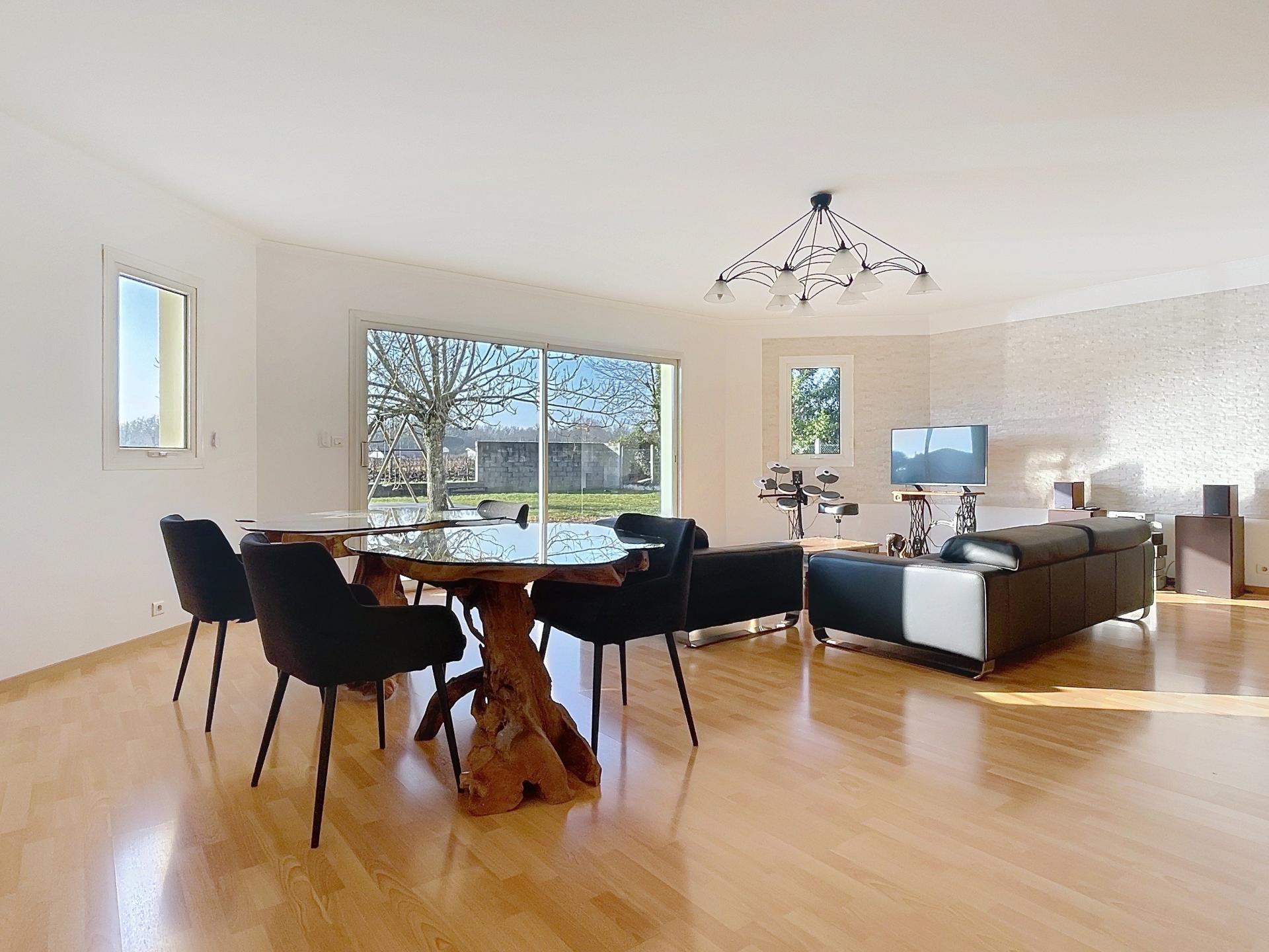 Photo 8 de l'annonce.