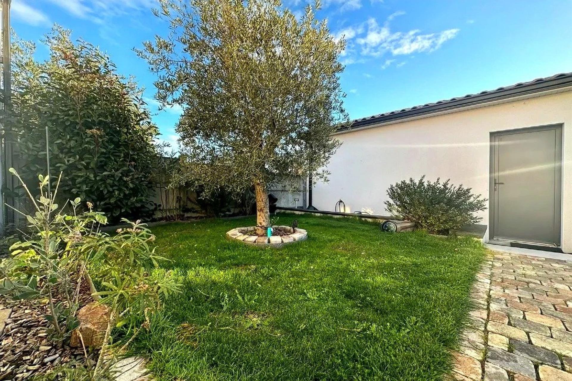 Photo 15 de l'annonce.