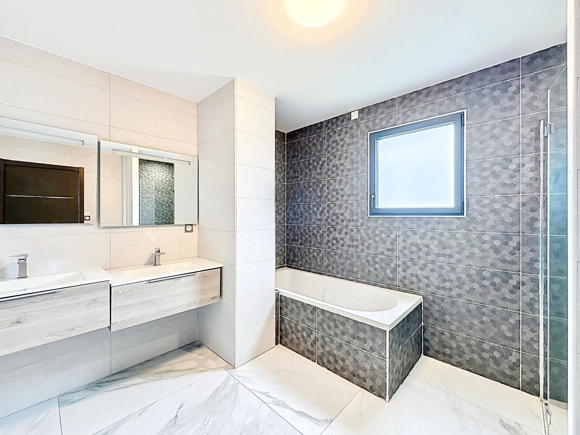 Photo 14 de l'annonce.