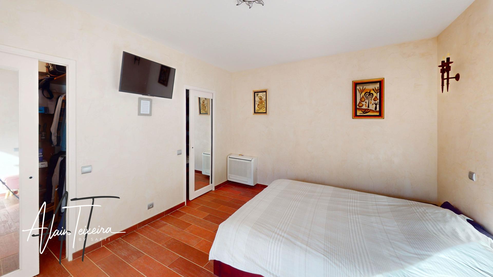 Photo 15 de l'annonce.