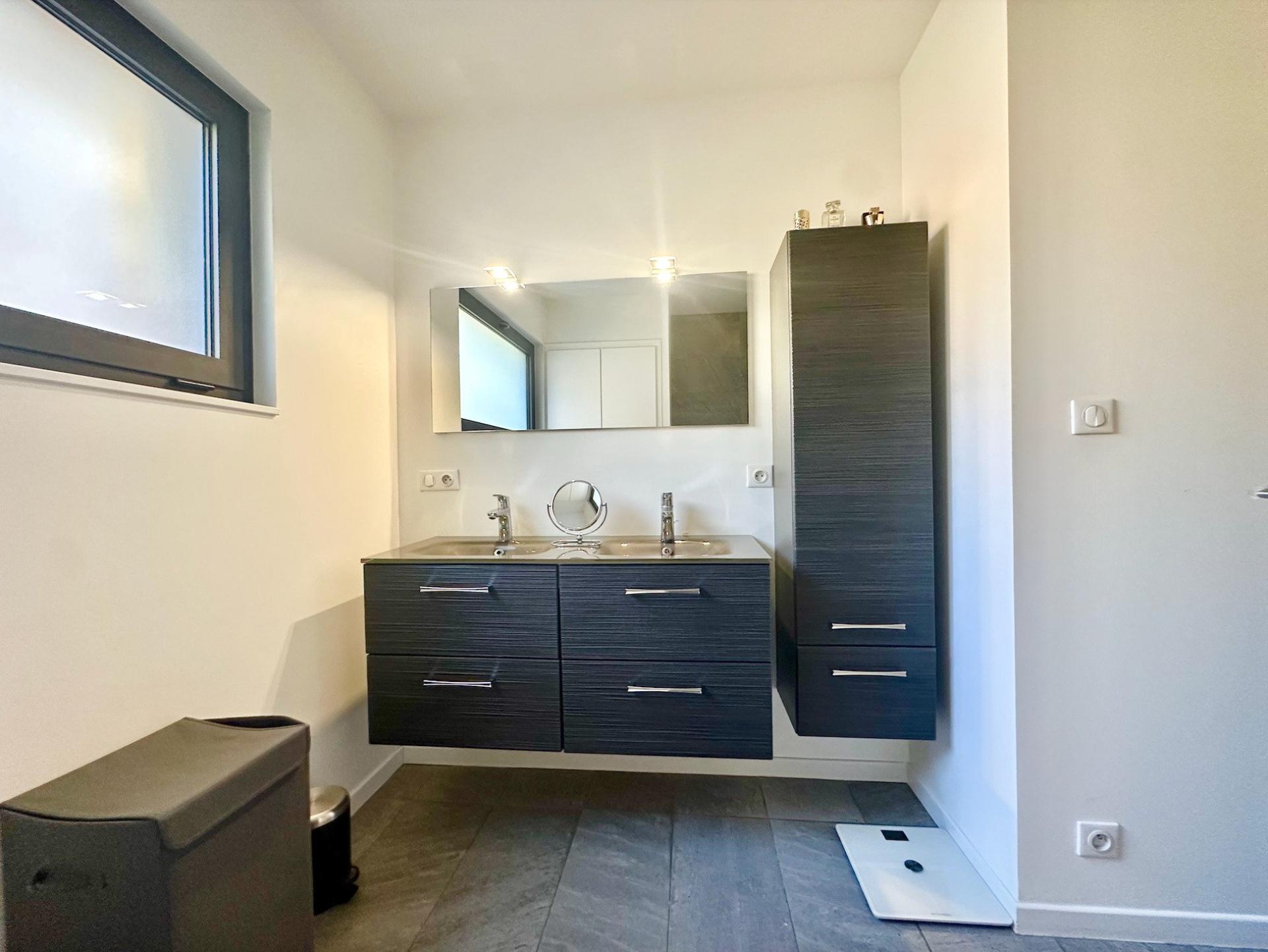 Photo 17 de l'annonce.