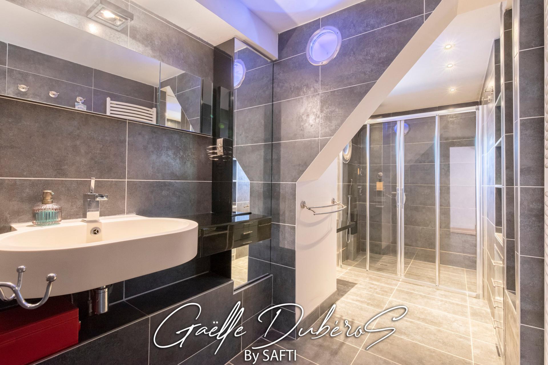 Photo 15 de l'annonce.