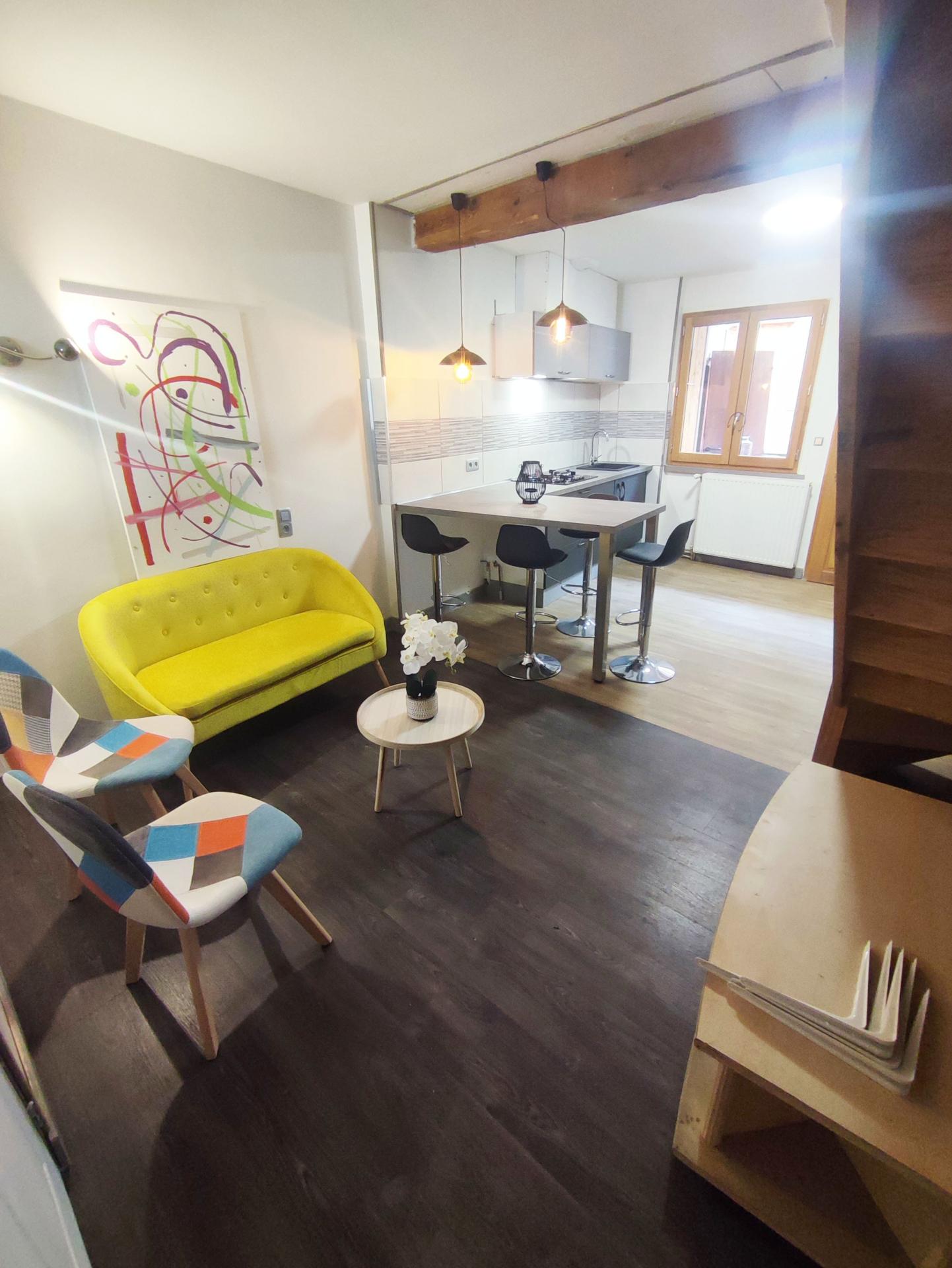 Photo 11 of the listing.