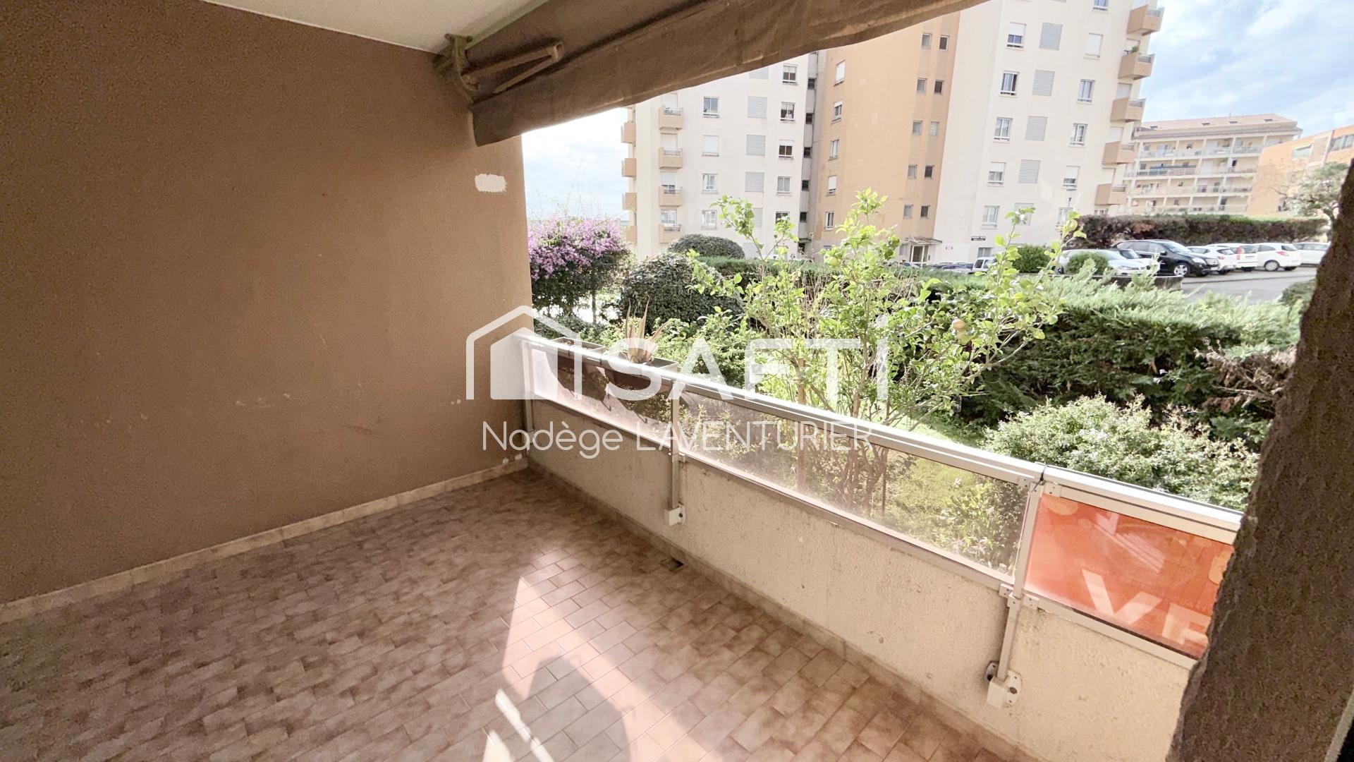 Appartement - 4 pièces - 97m²-Ajaccio (20090)- Nadège Laventurier