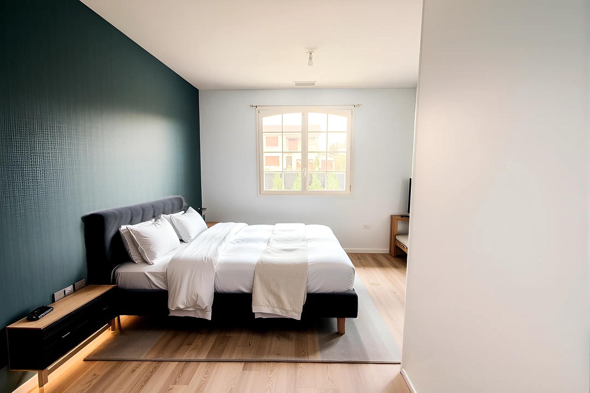 Photo 10 of the listing.