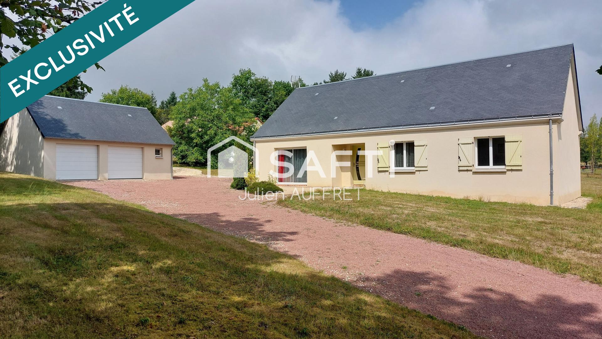 Pavillon de plain-pied avec double garage