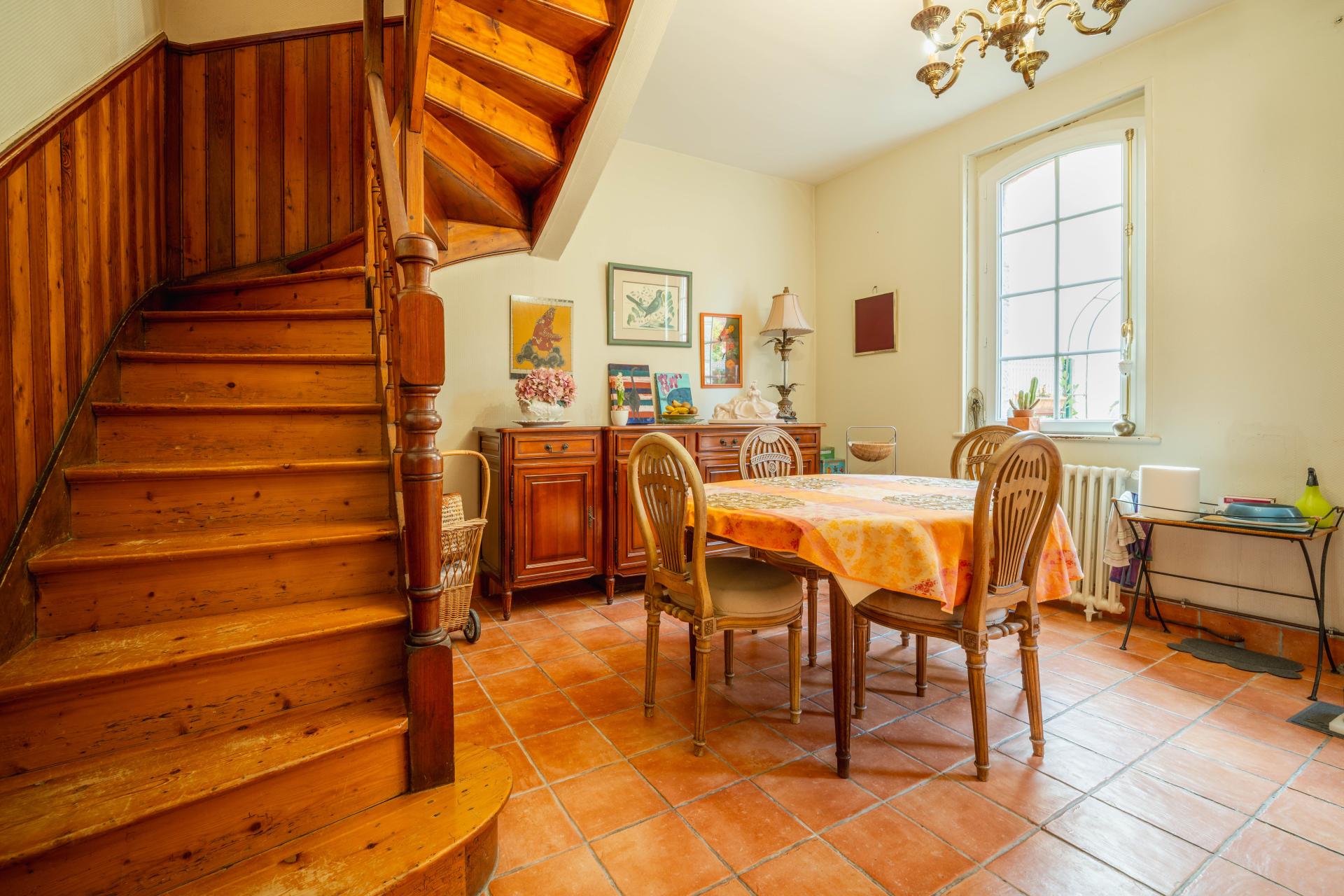 Photo 19 of the listing.