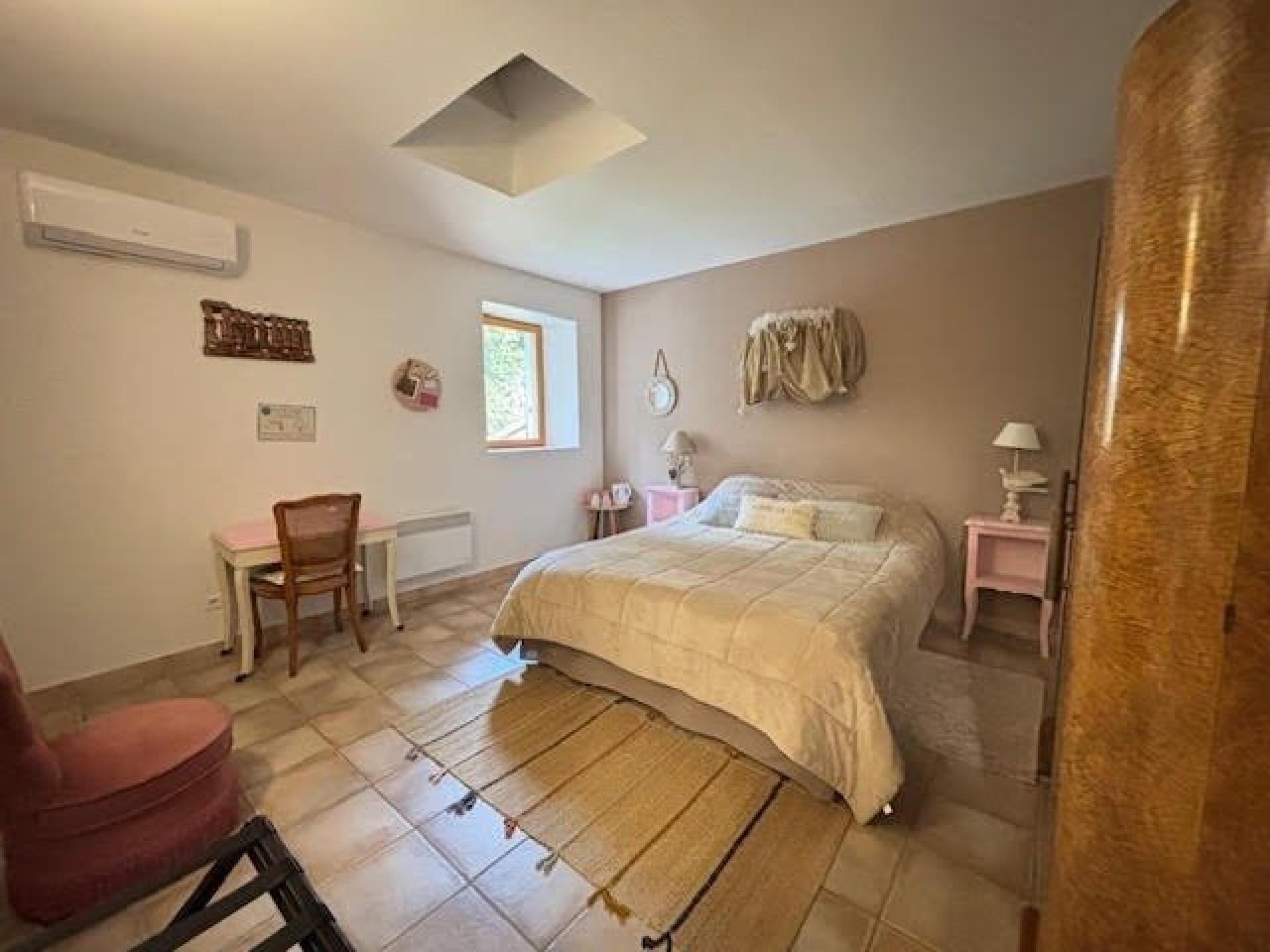 Photo 17 de l'annonce.