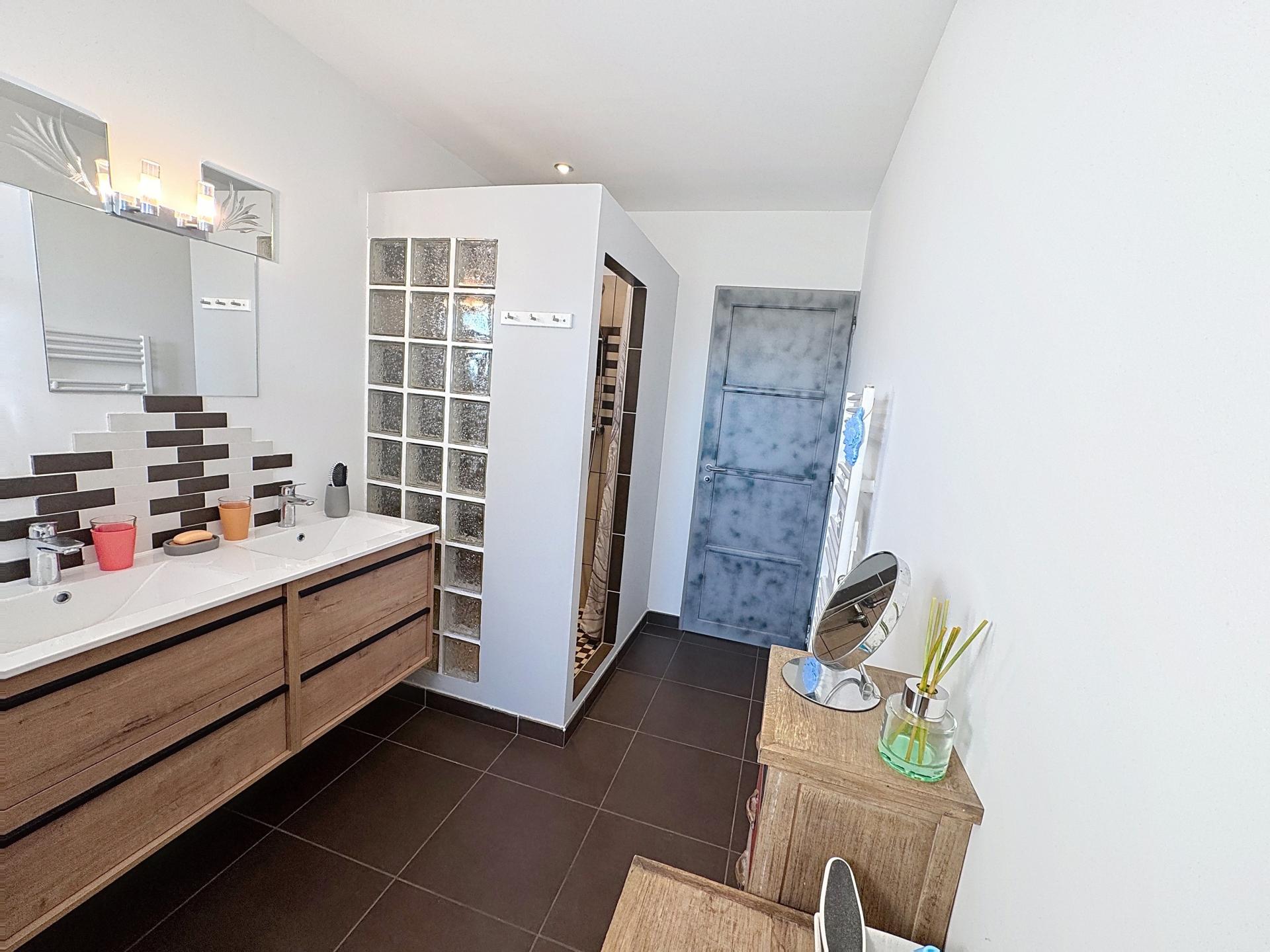 Photo 12 de l'annonce.