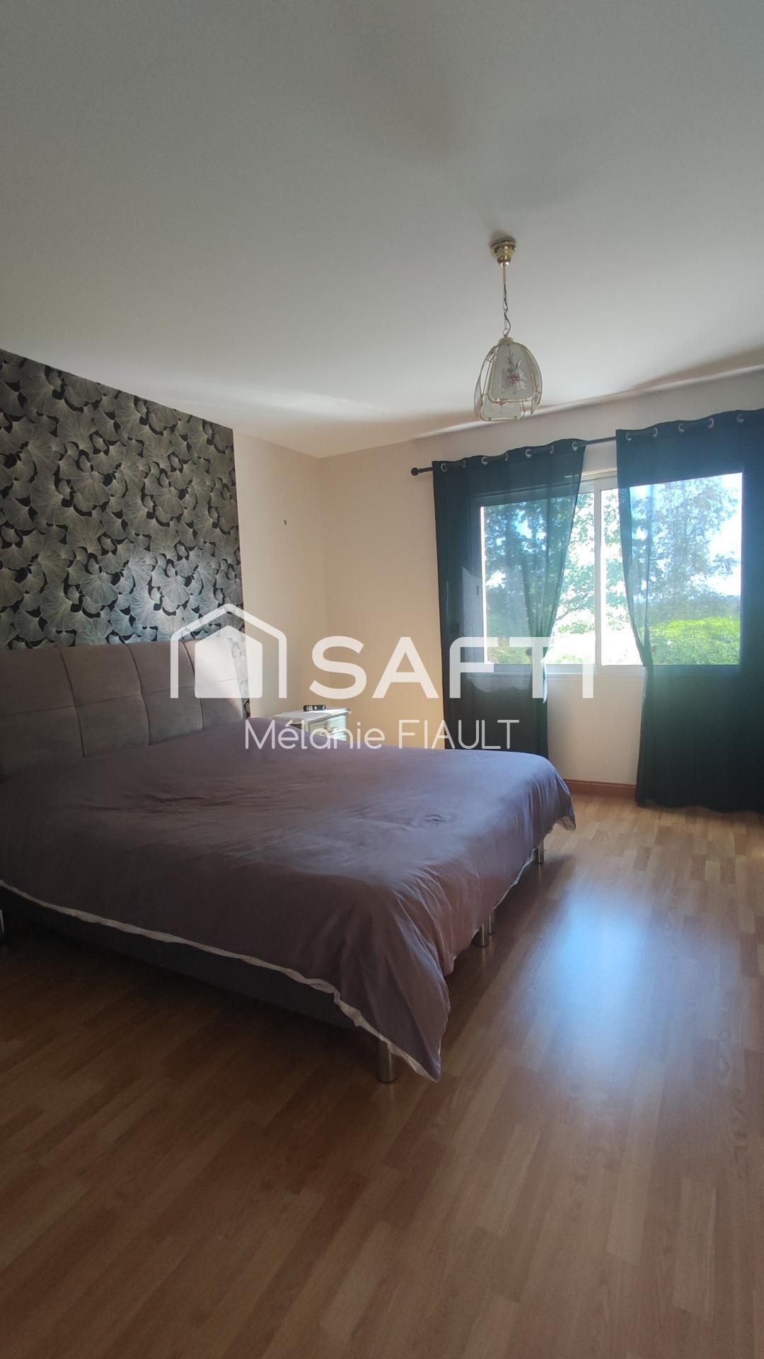 Photo SAFTI — Maison 5 pièces, 154 m² à Flers 4
