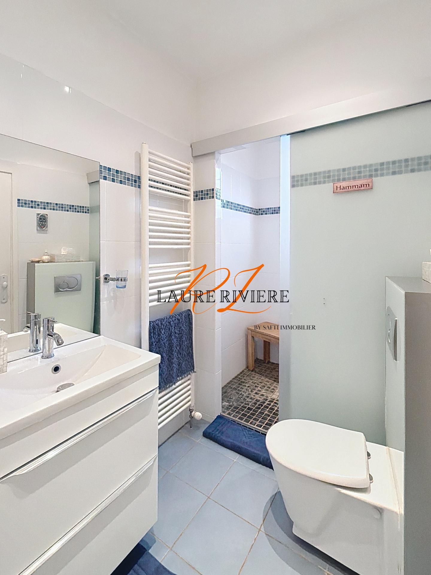 Photo 10 of the listing.