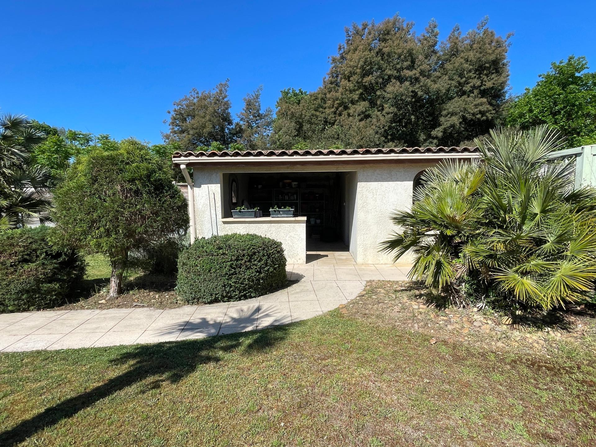 Photo 15 of the listing.