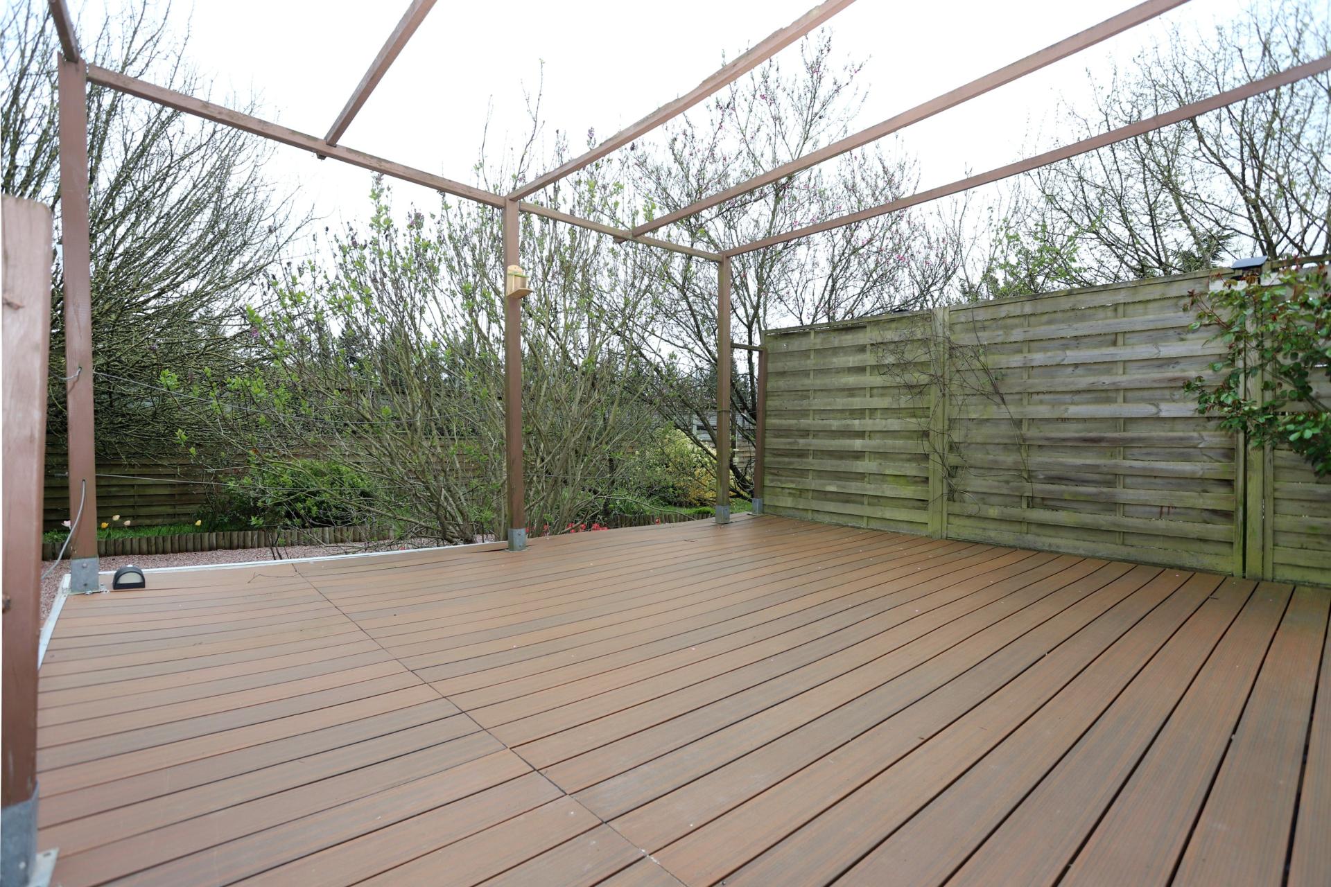 Photo 15 of the listing.