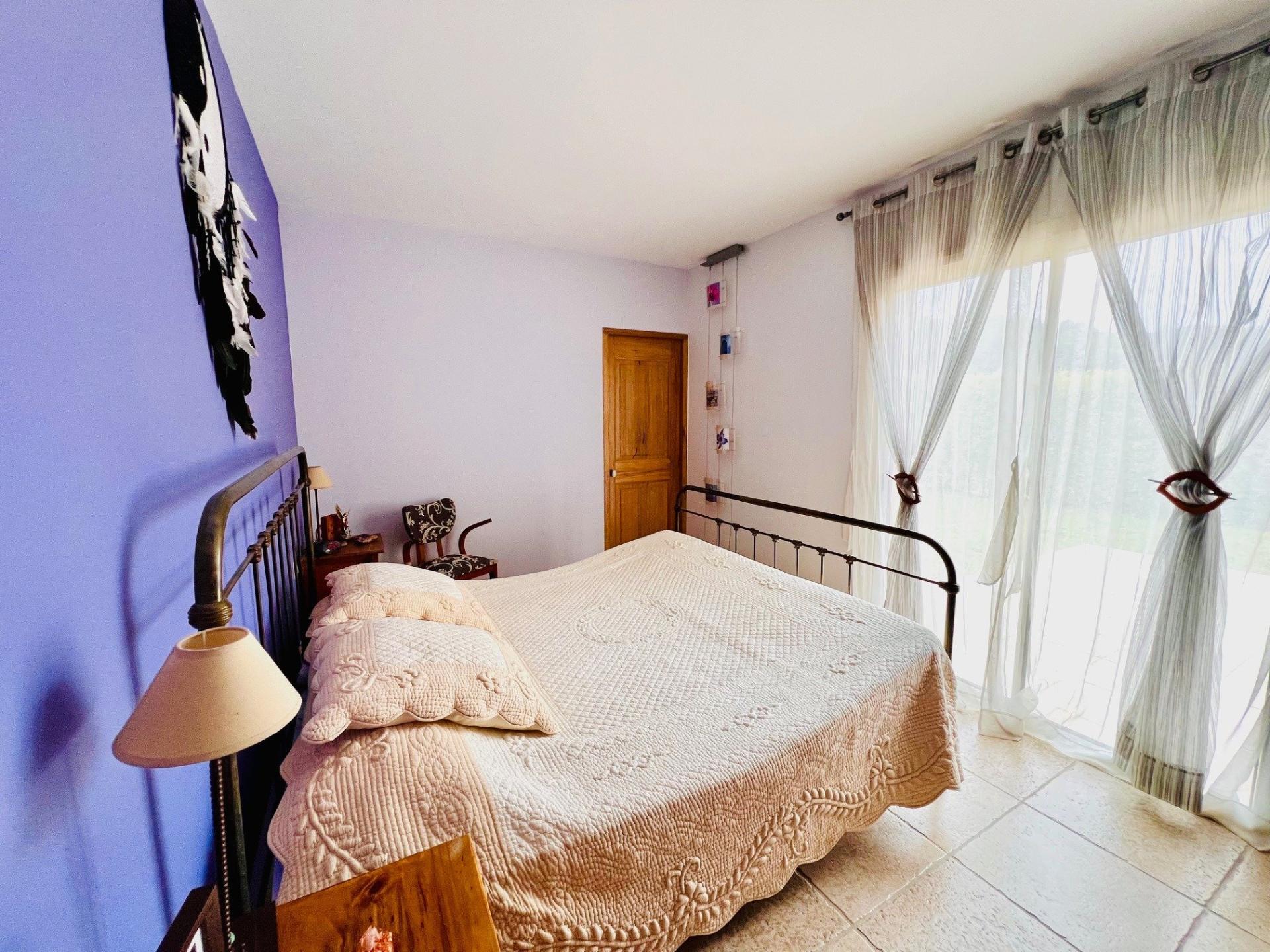 Photo 13 of the listing.