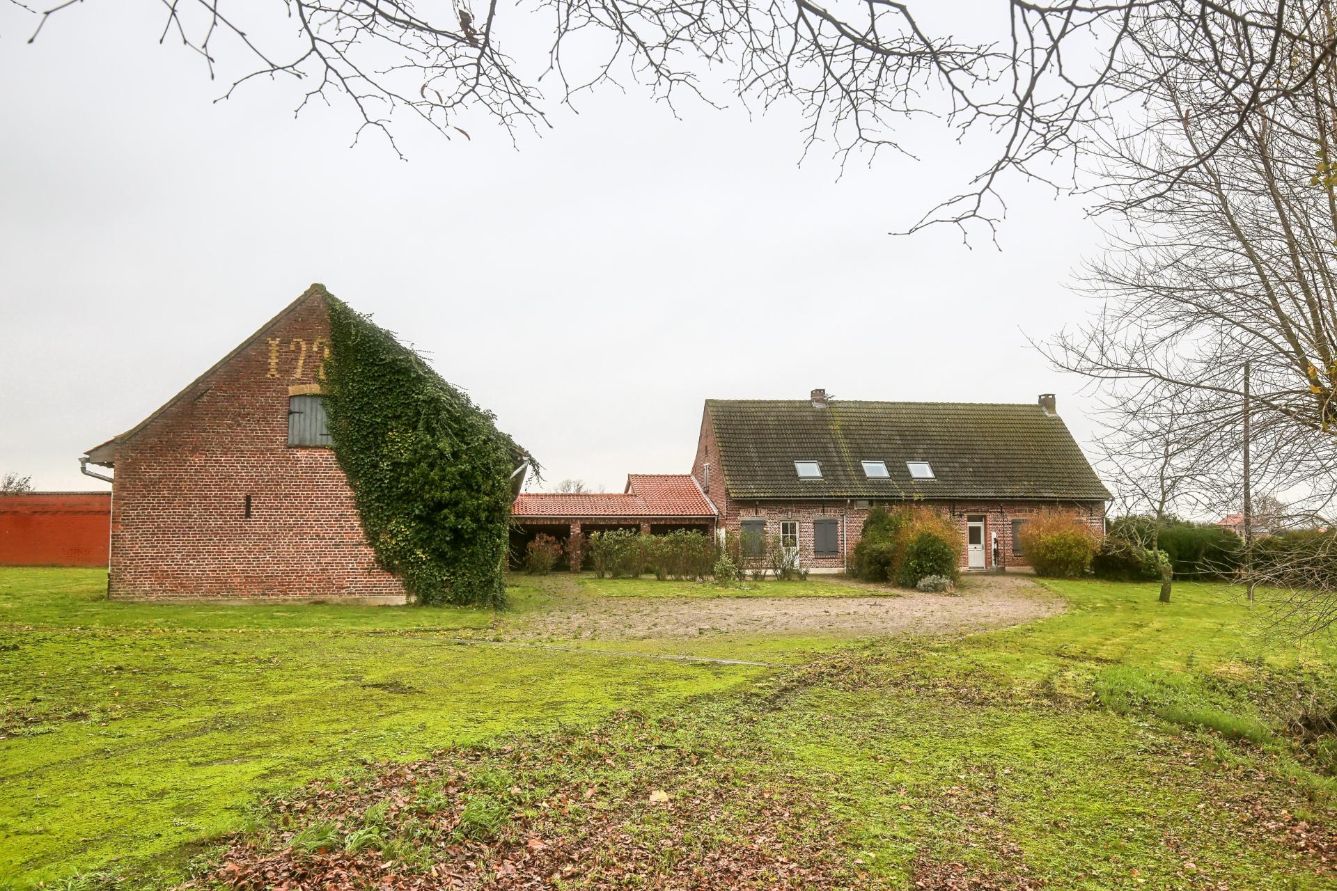 Photo 21 de l'annonce.