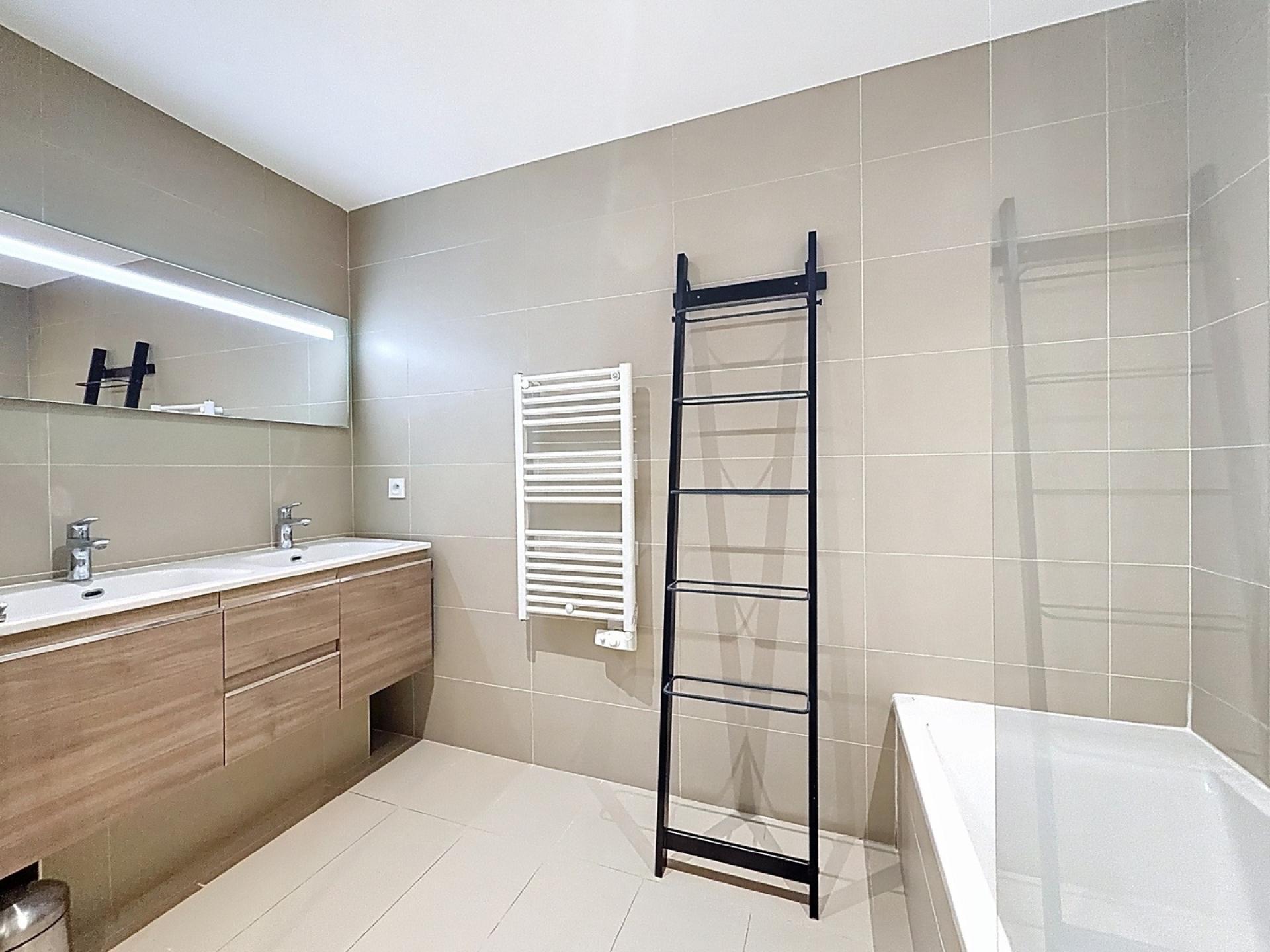 Photo 17 de l'annonce.