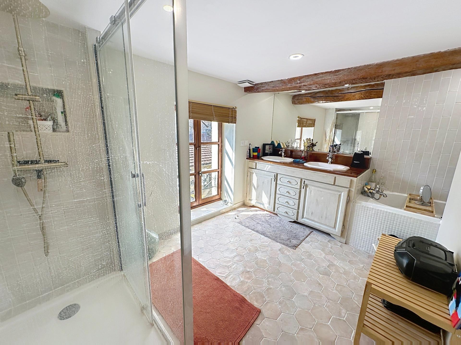 Photo 9 de l'annonce.