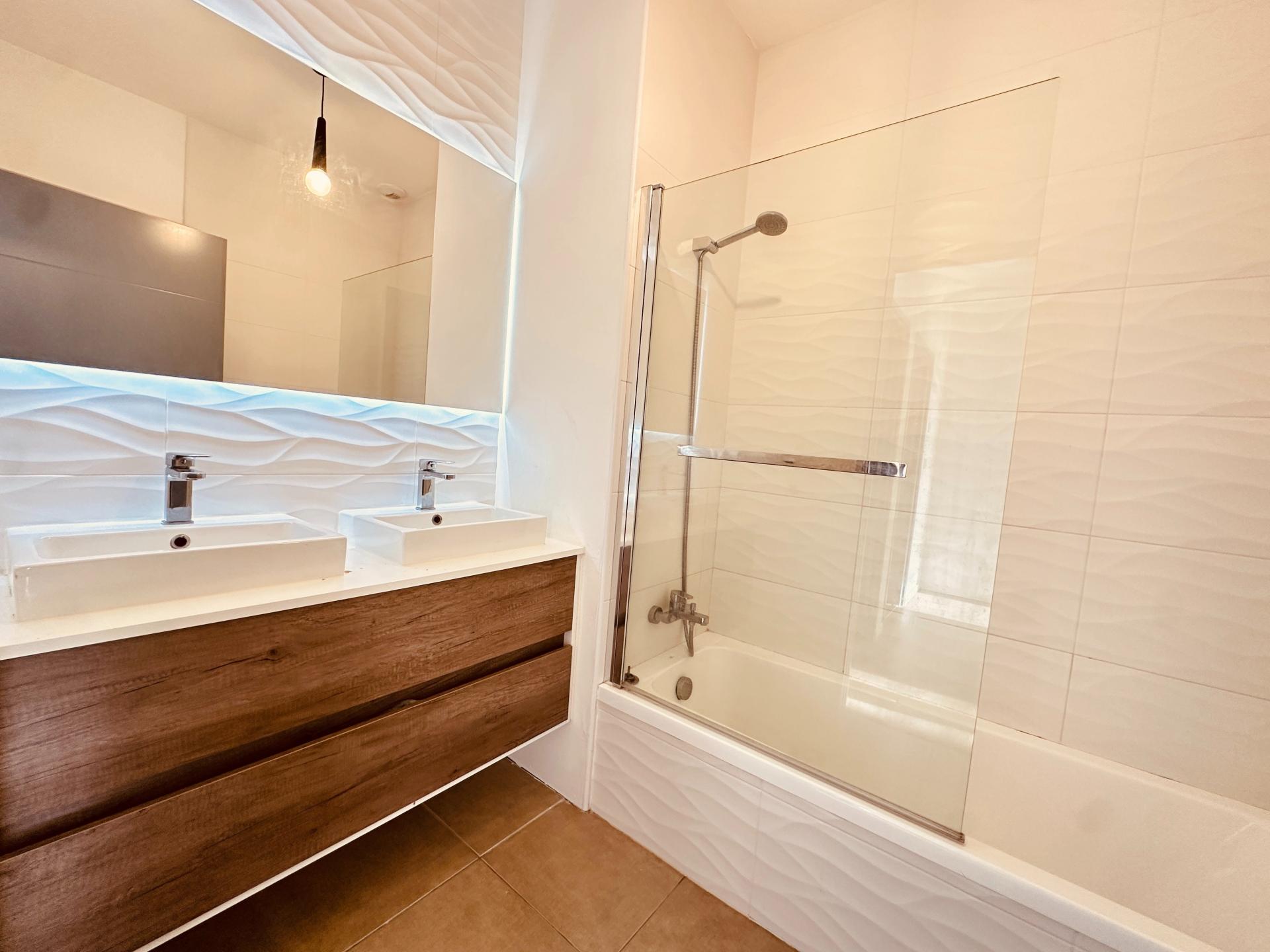 Photo 17 de l'annonce.