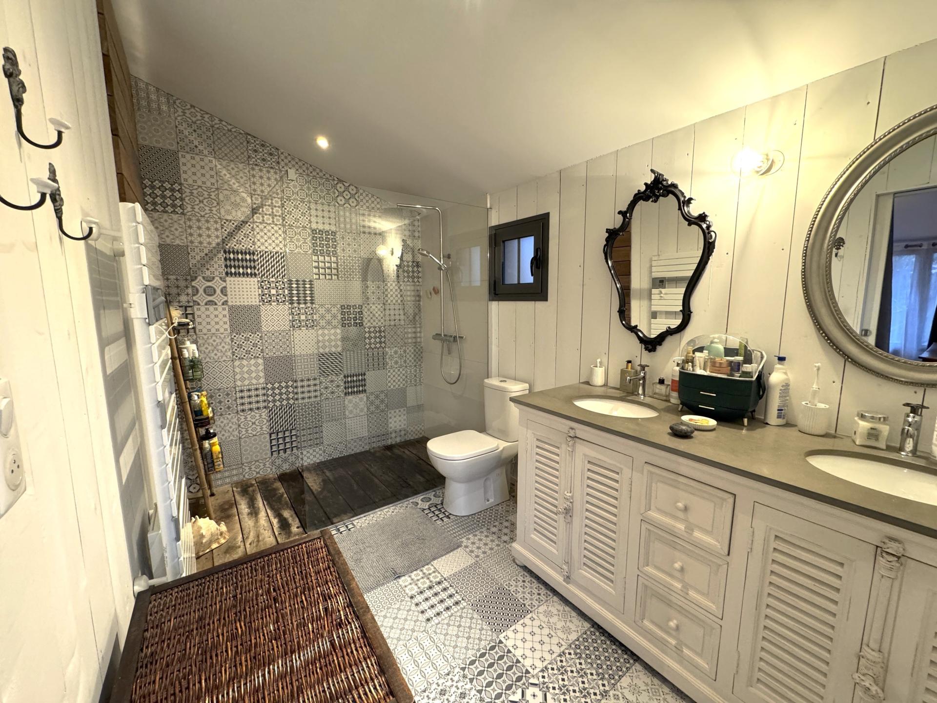 Photo 9 de l'annonce.