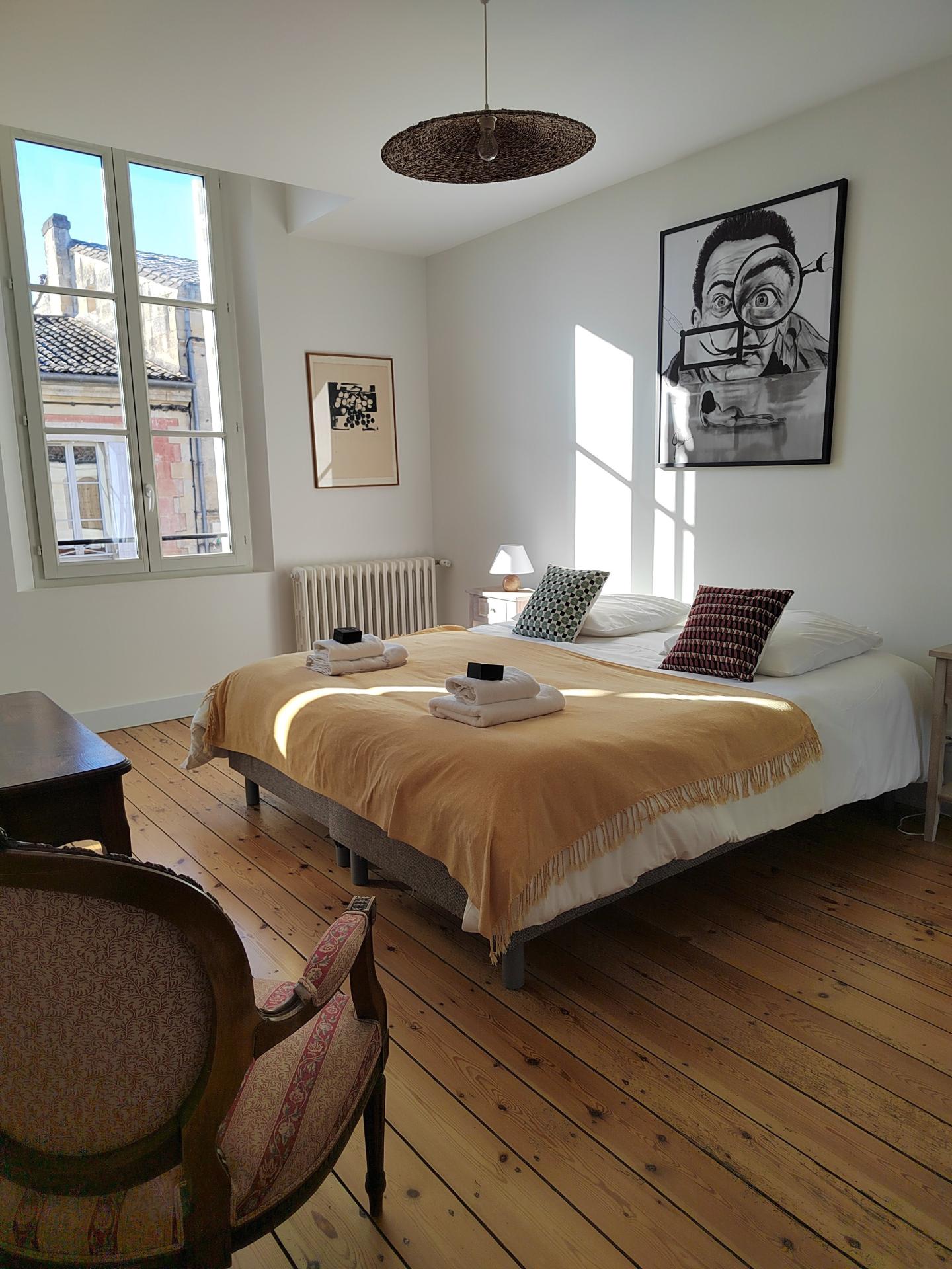 Photo 8 of the listing.