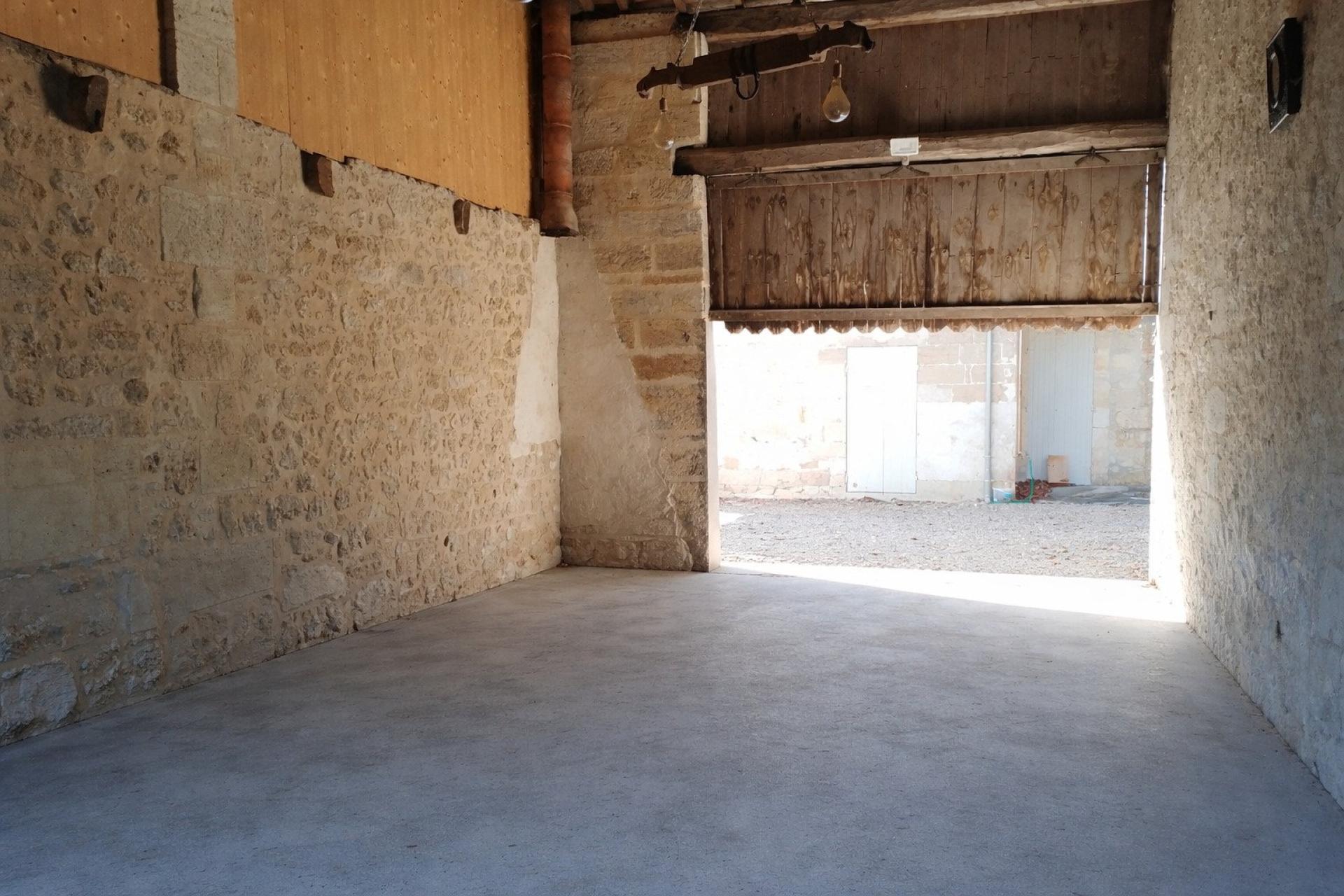 Photo 9 of the listing.