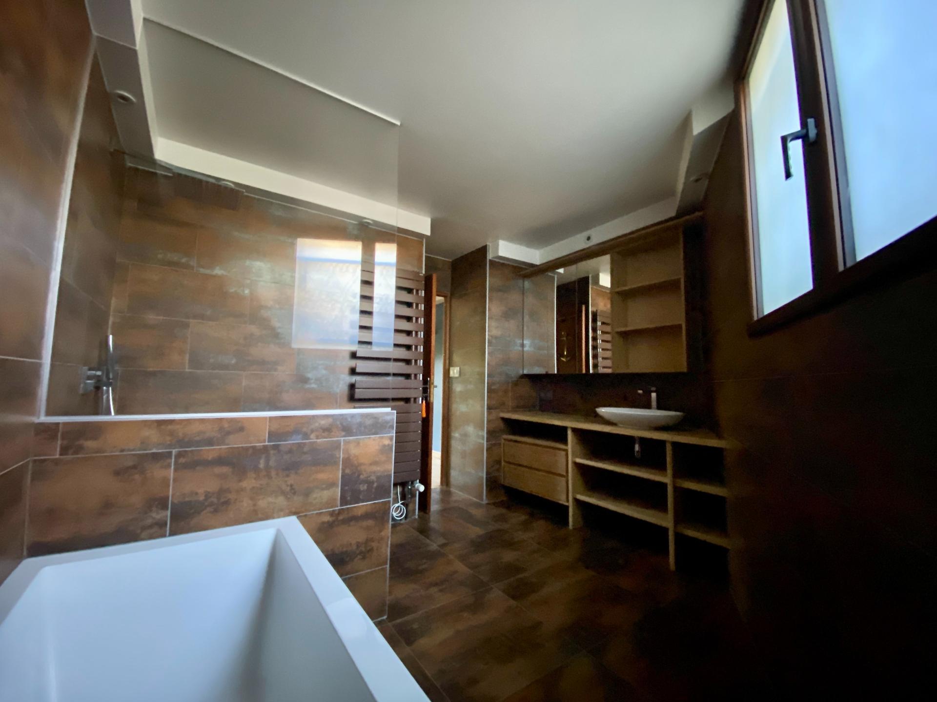 Photo 9 de l'annonce.