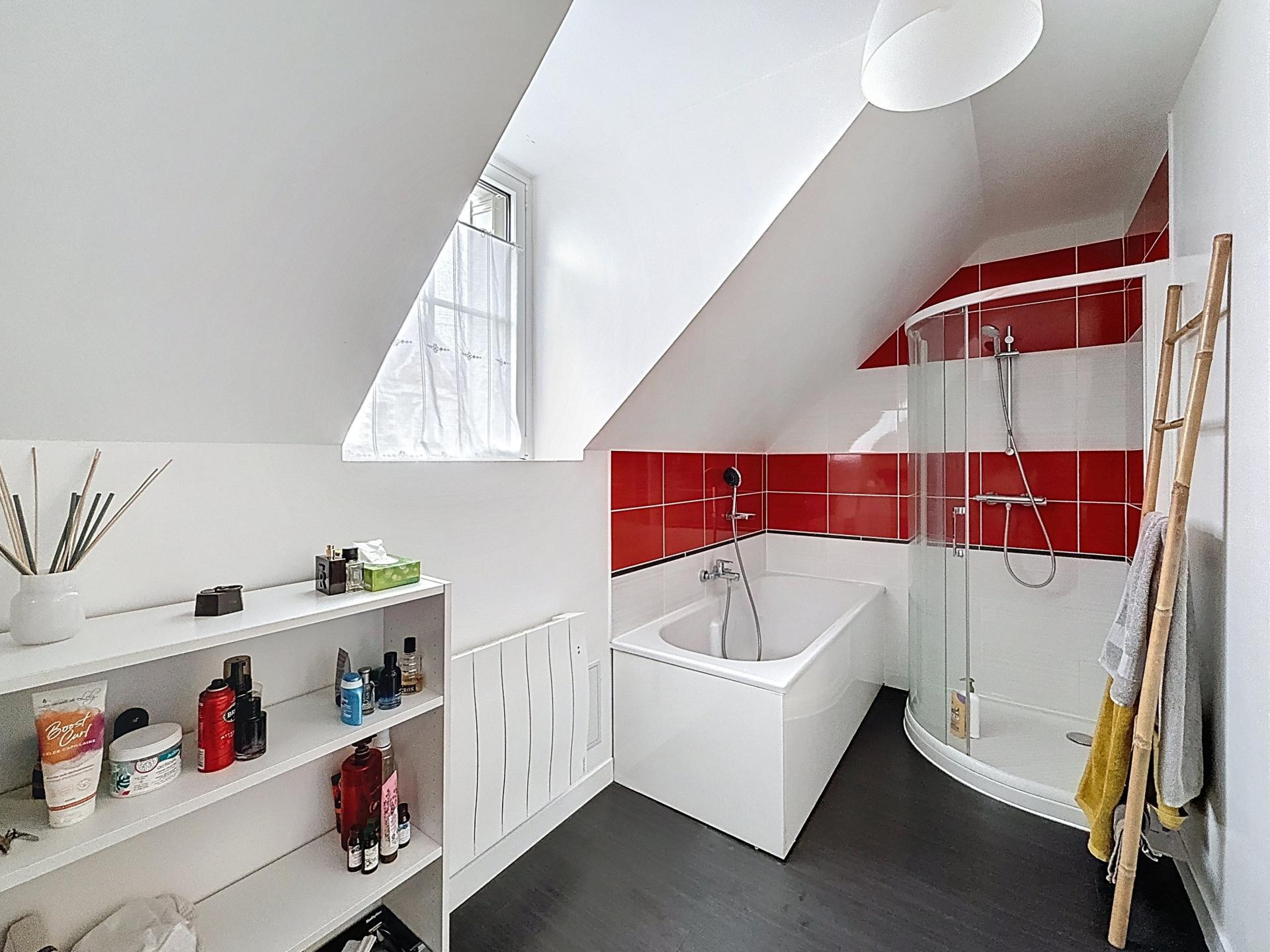 Photo 15 de l'annonce.