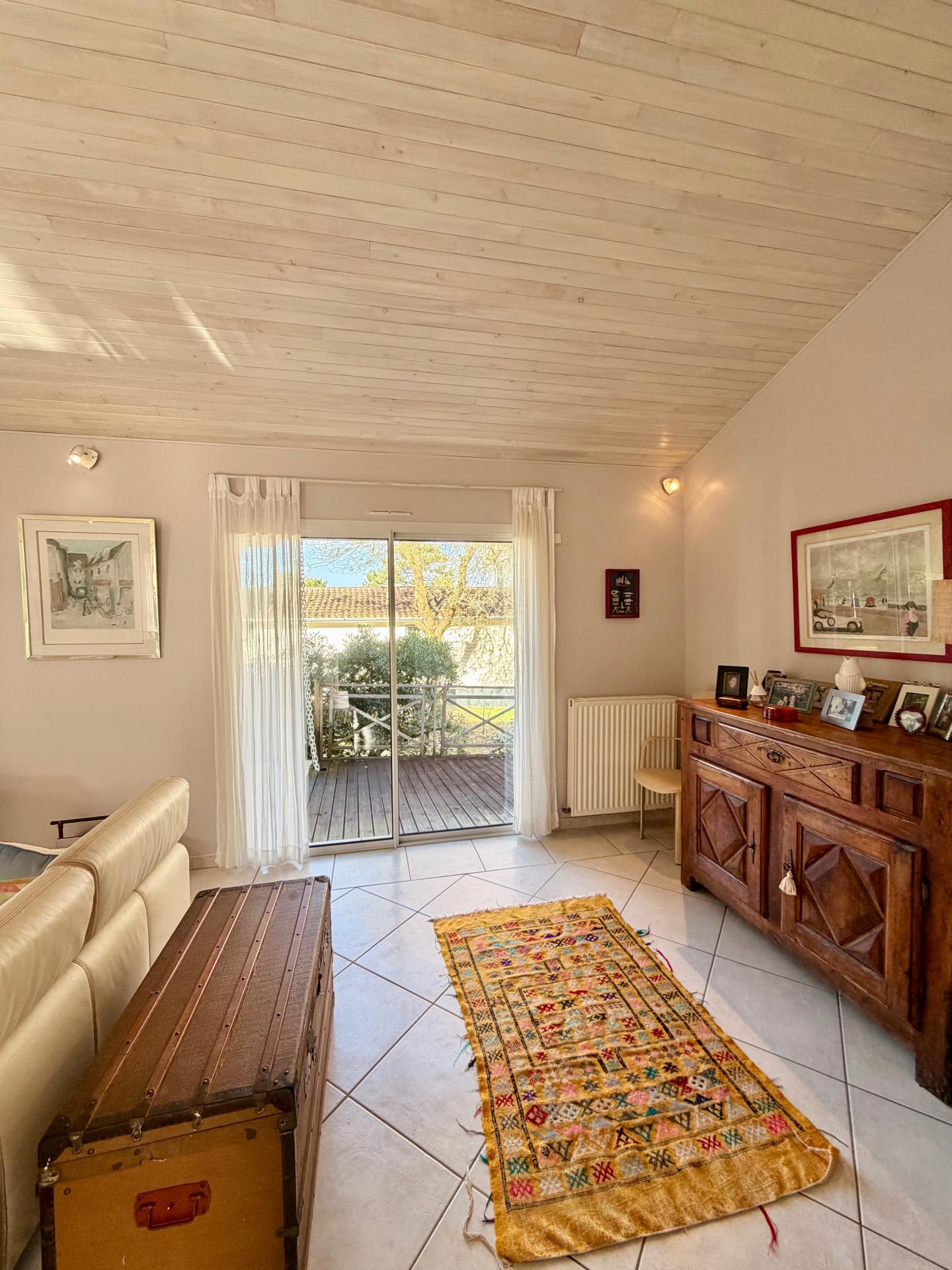 Photo 16 of the listing.