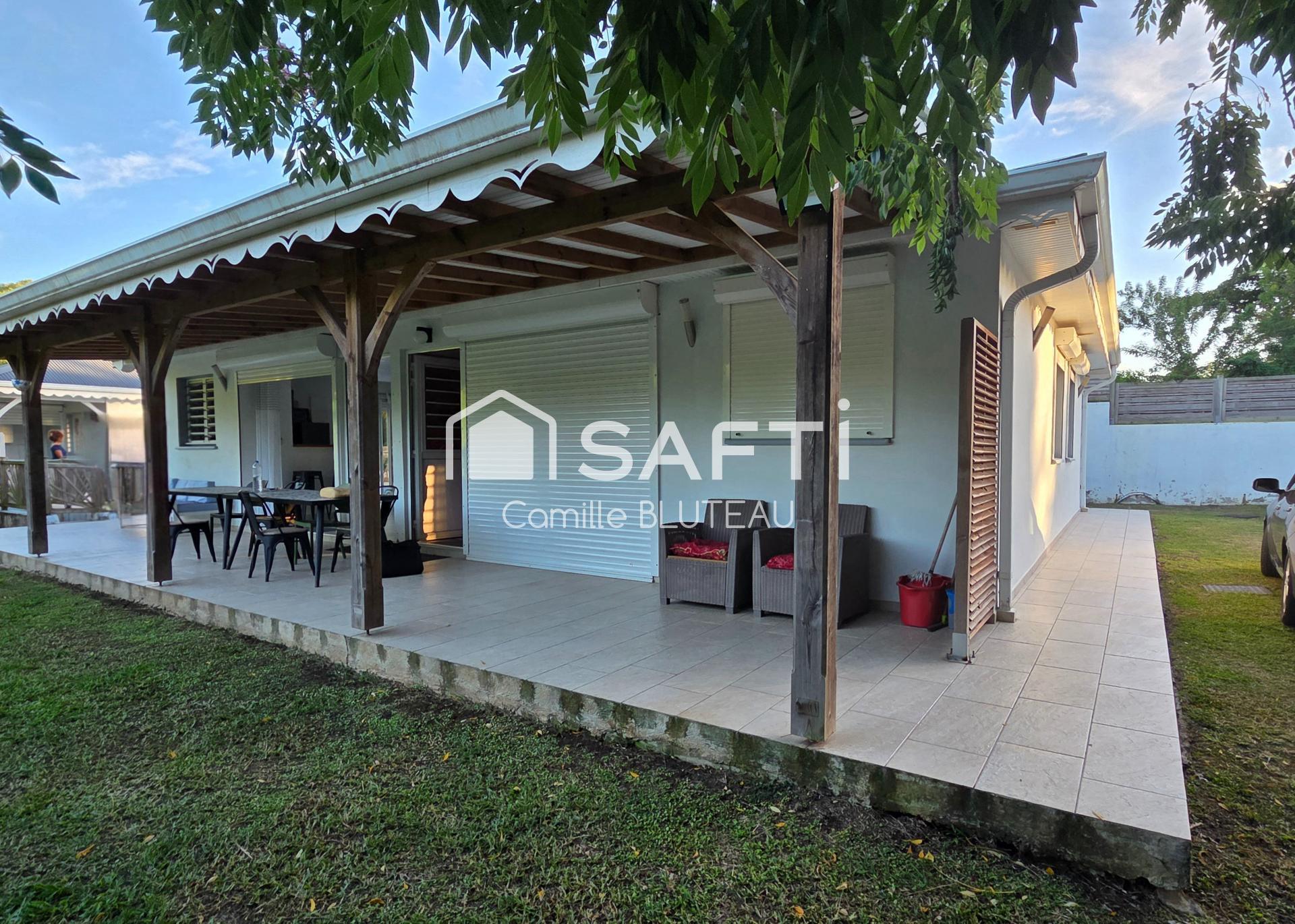 Photo SAFTI — Maison 8 pièces, 140 m² à Sainte Anne 4