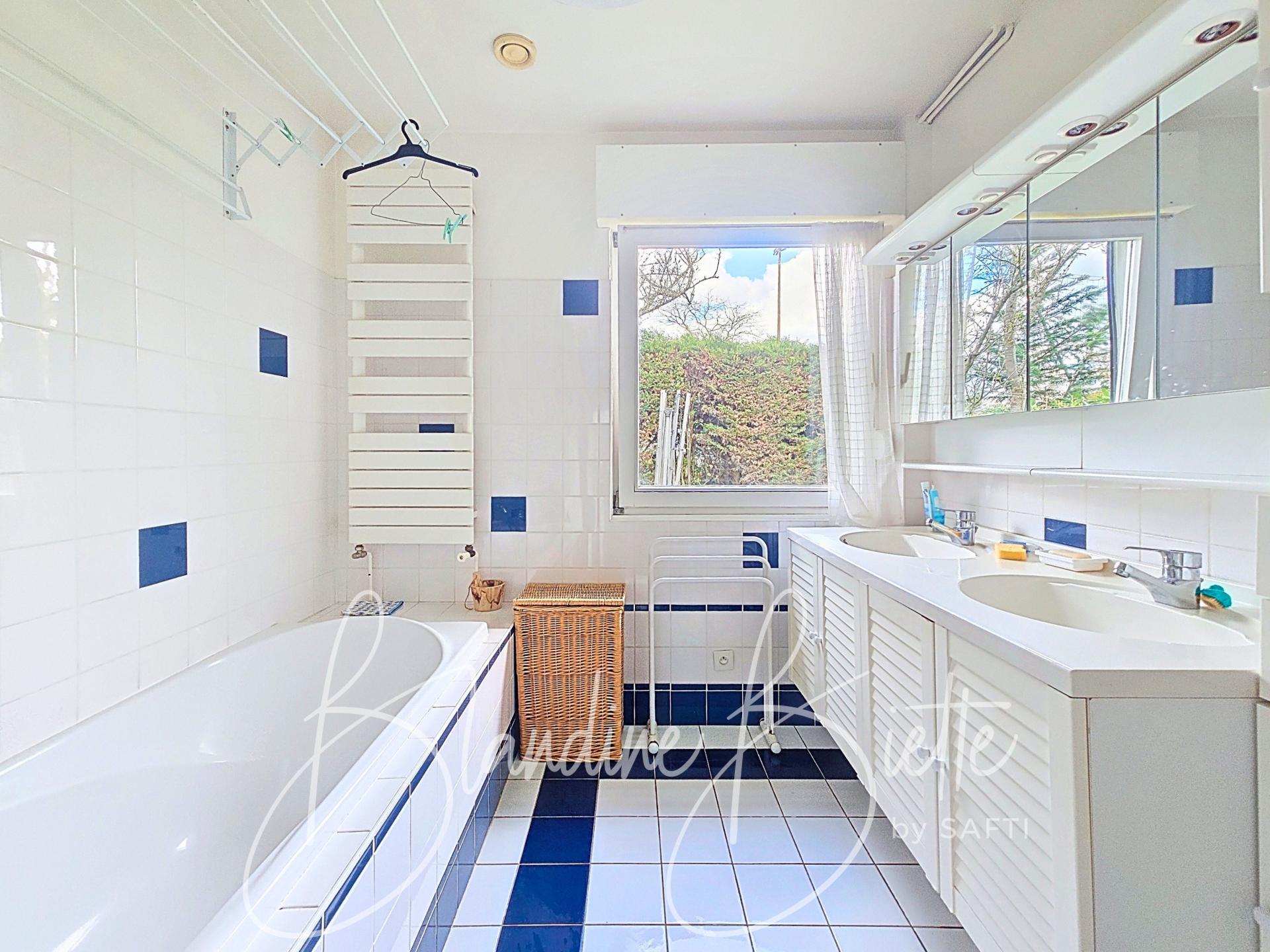 Photo 11 de l'annonce.