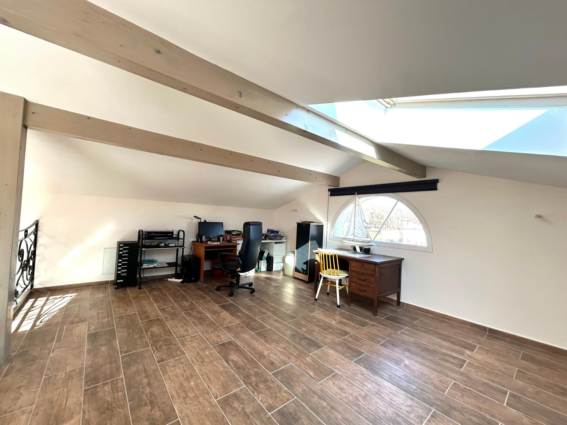 Photo 14 de l'annonce.