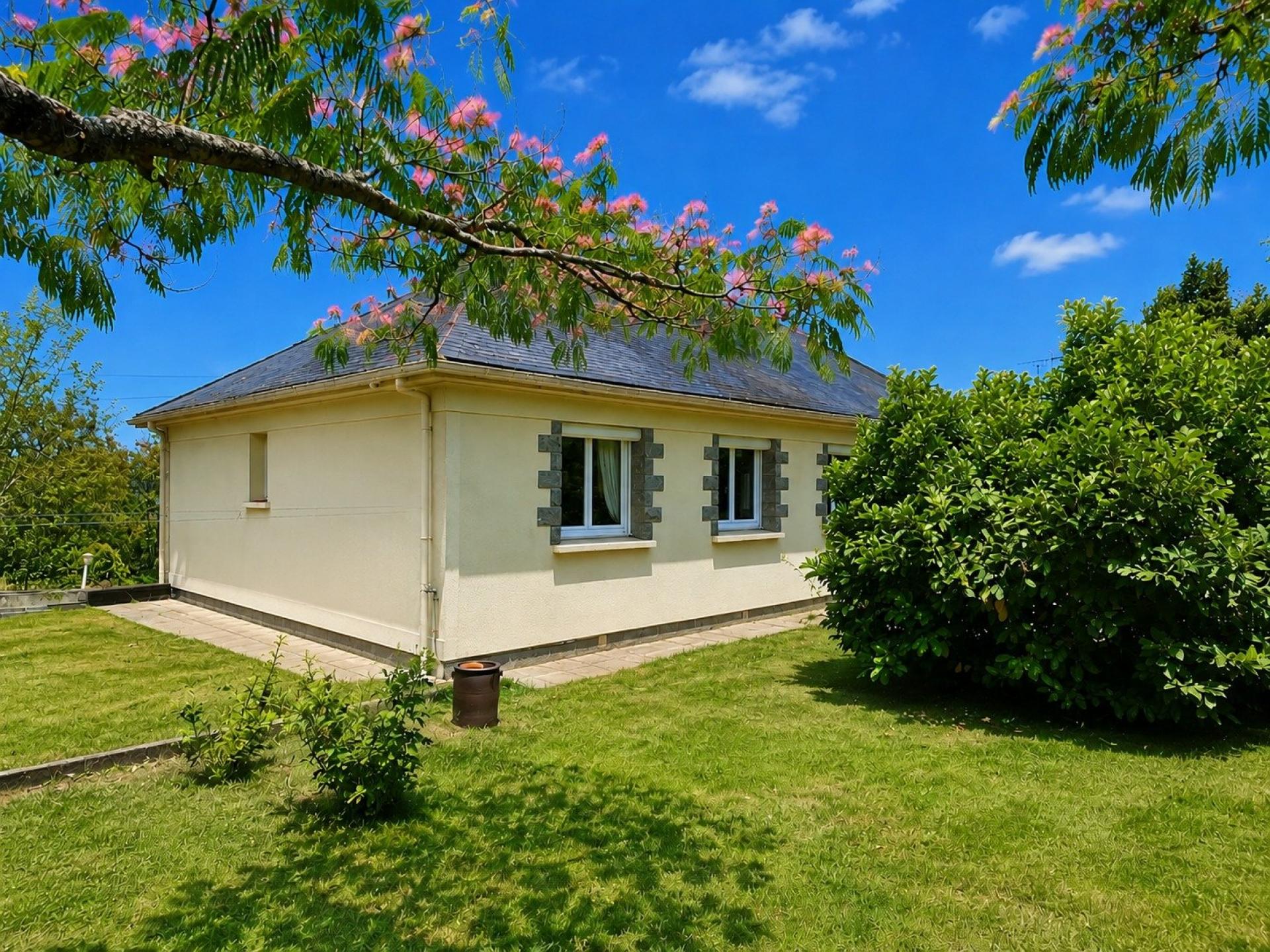 Photo SAFTI — Maison 5 pièces, 148 m² à Mayenne 2