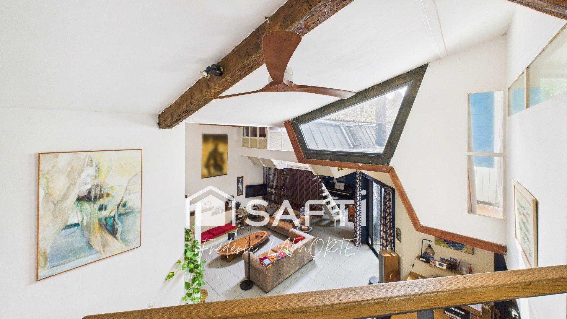 Photo 4 of the listing.