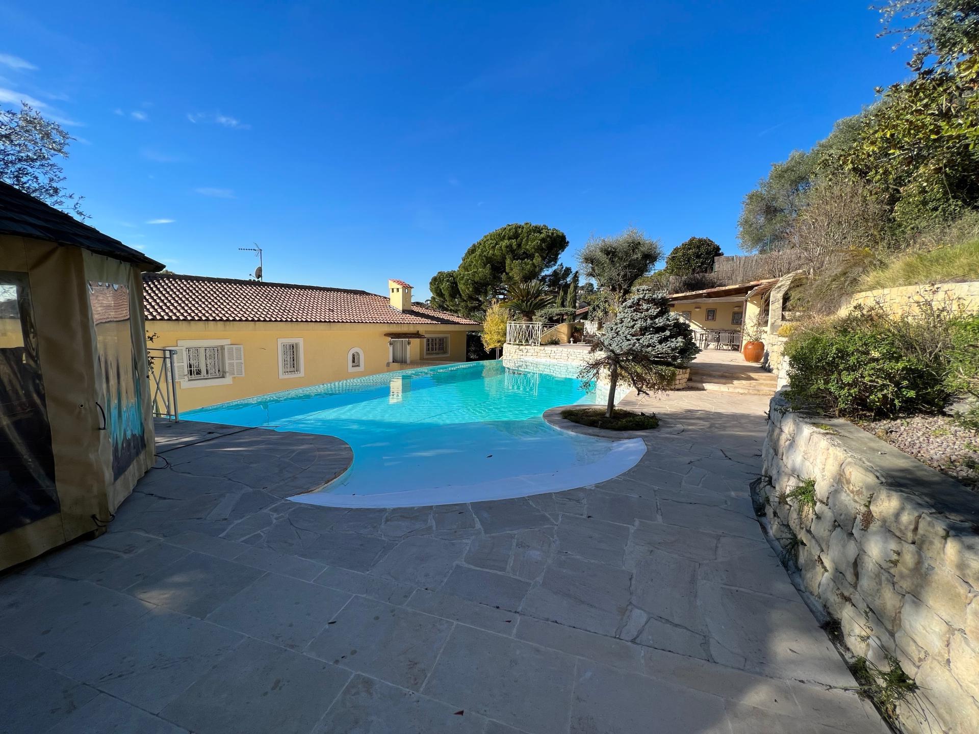 Photo 13 de l'annonce.