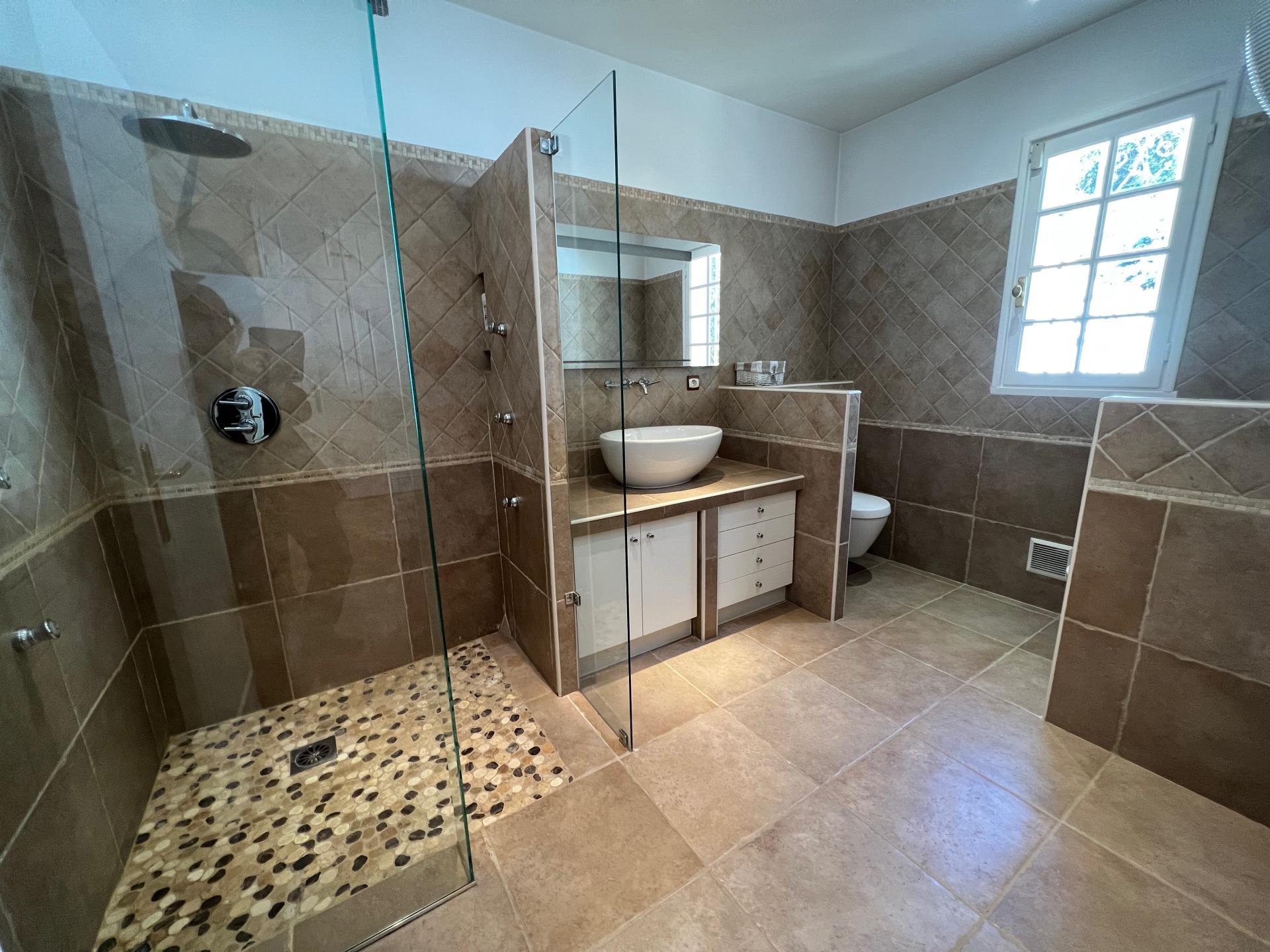 Photo 9 de l'annonce.