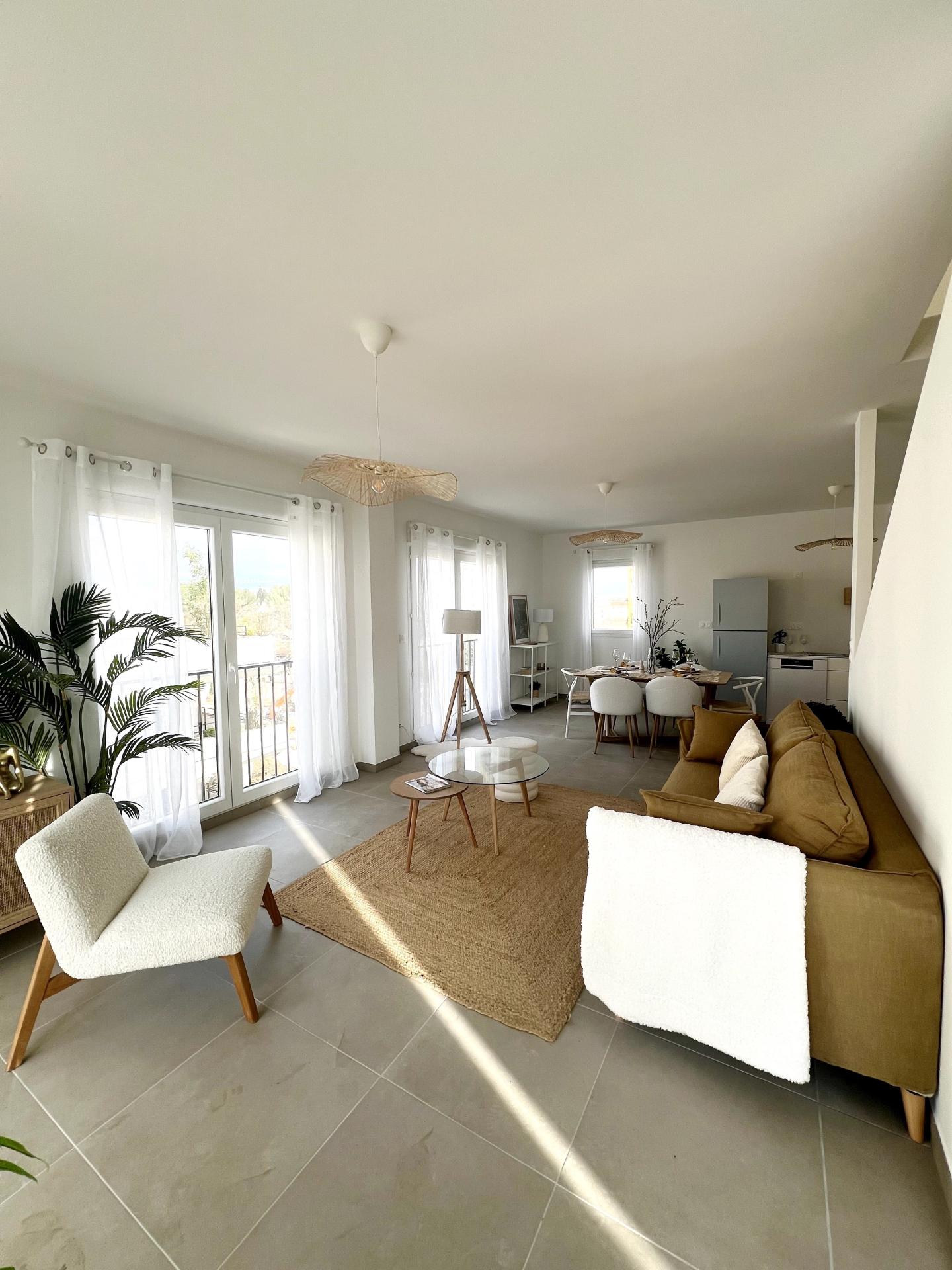 Photo 3 of the listing.