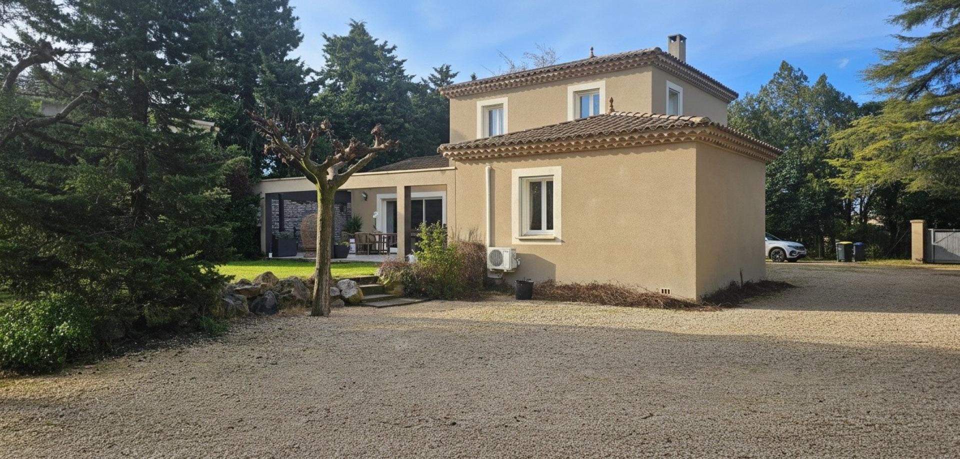 Photo 15 de l'annonce.