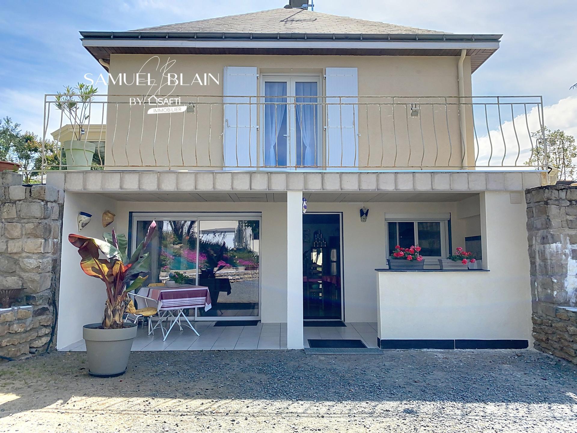 Photo 16 of the listing.