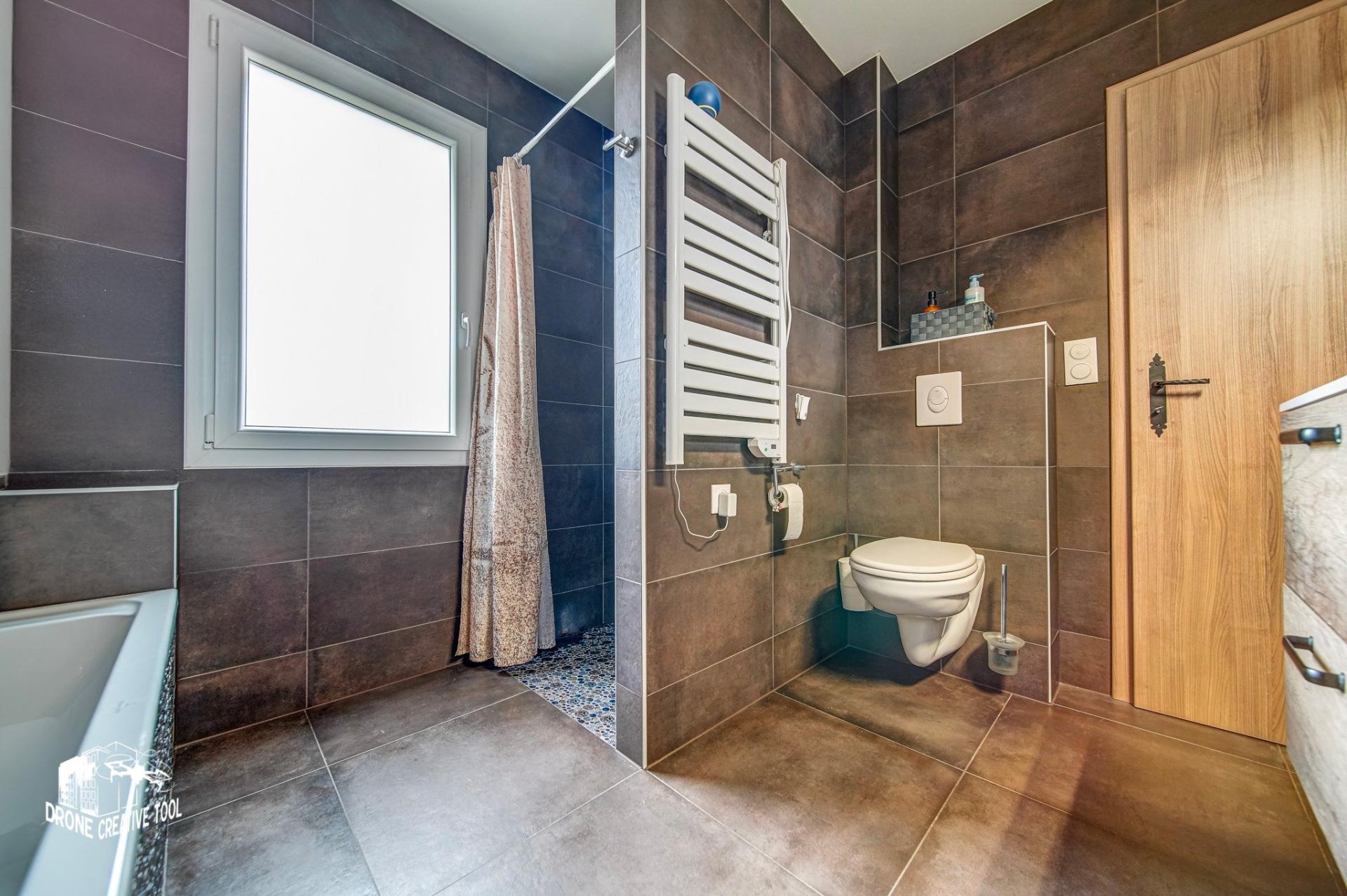 Photo 9 de l'annonce.