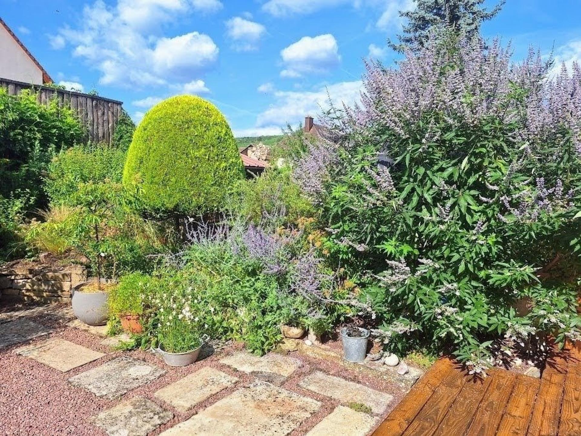 Photo 9 of the listing.