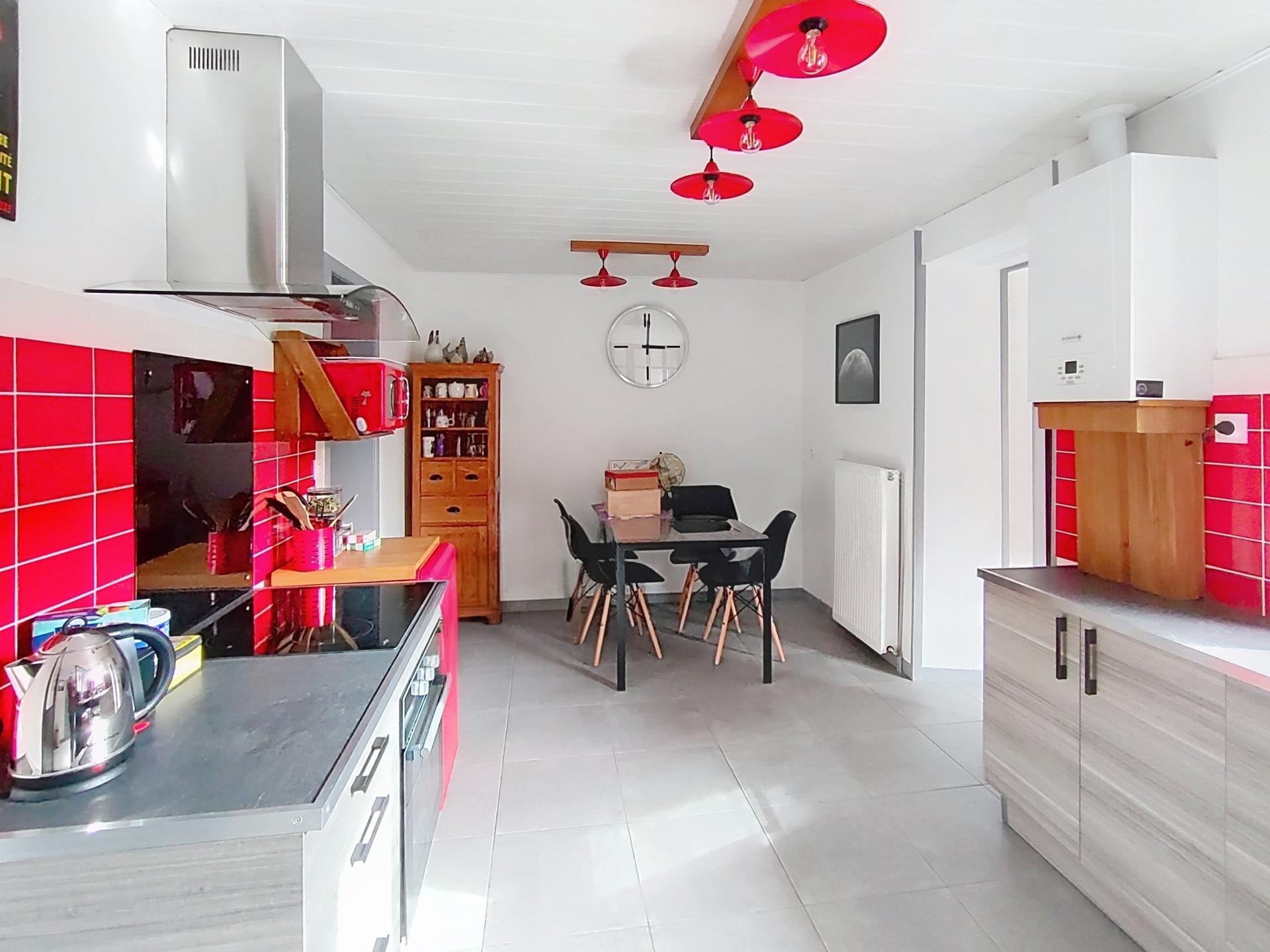 Photo 13 of the listing.