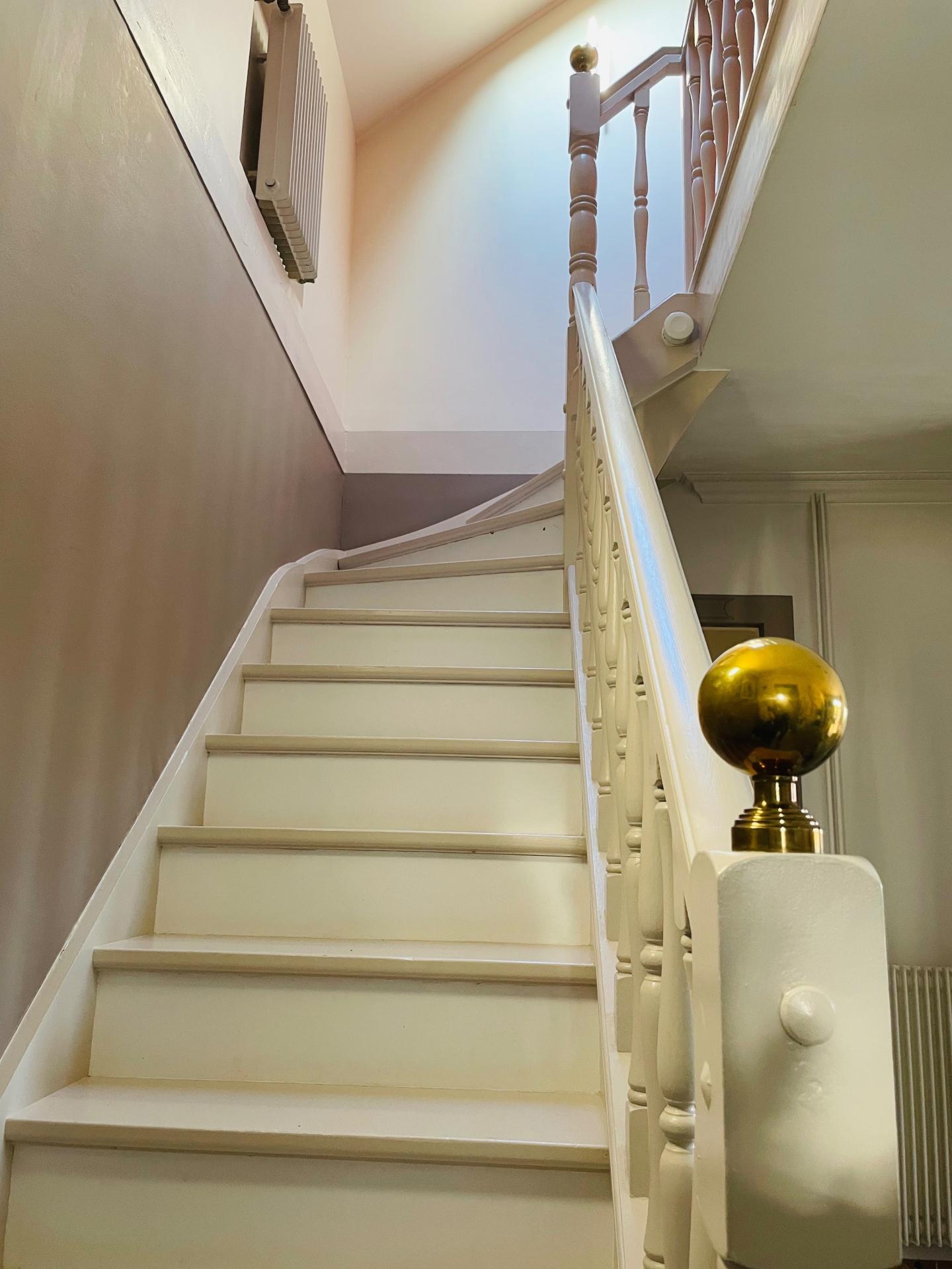 Photo 9 of the listing.