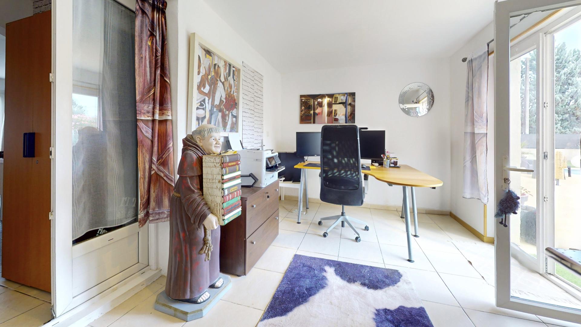 Photo 18 de l'annonce.