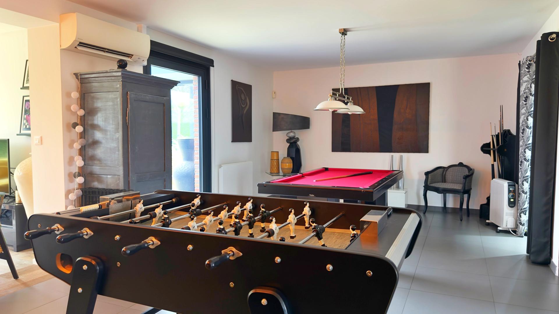 Photo 5 of the listing.