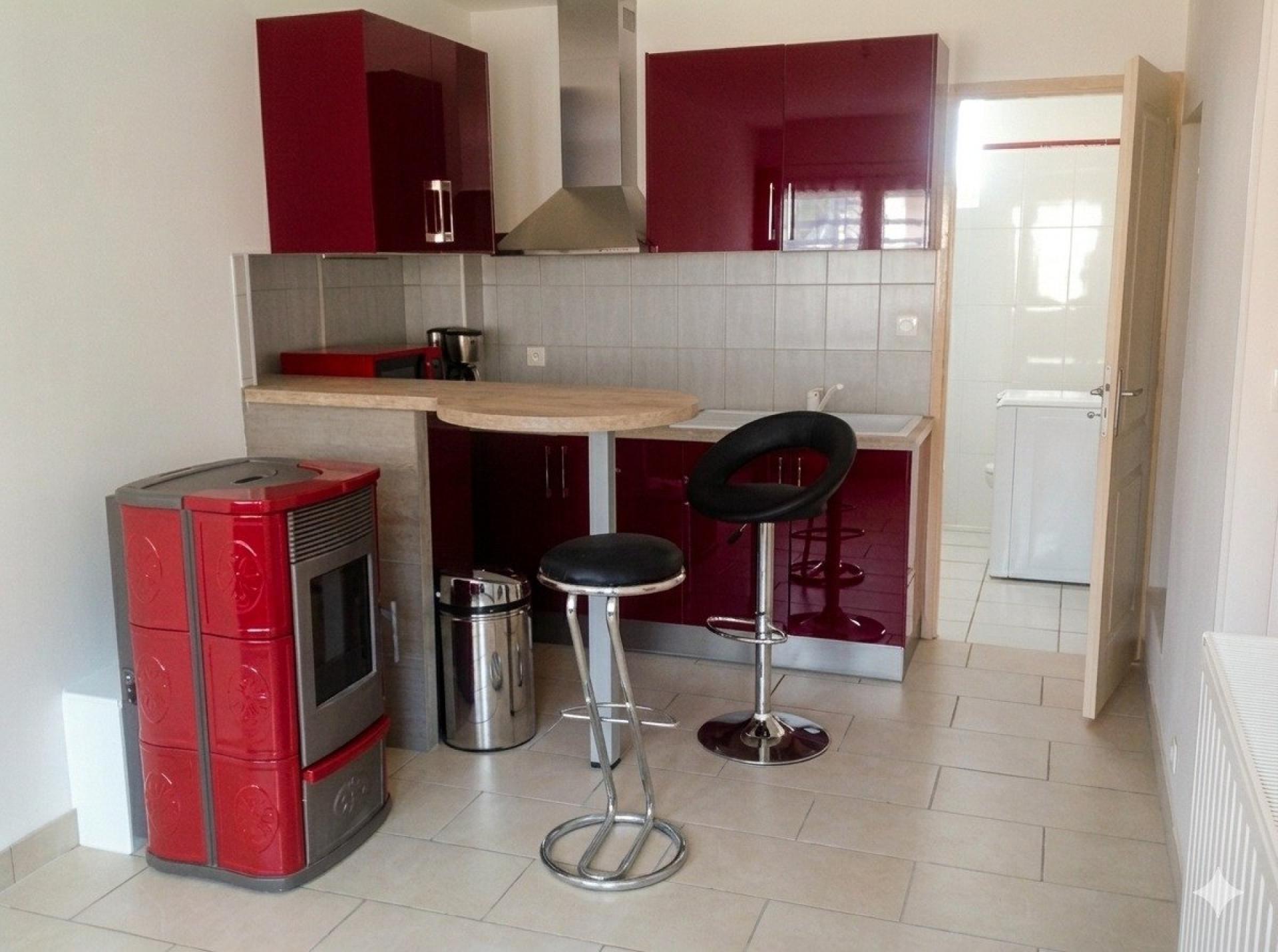 Photo 8 of the listing.