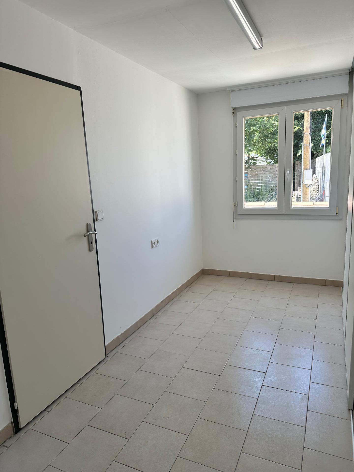 Photo 21 de l'annonce.