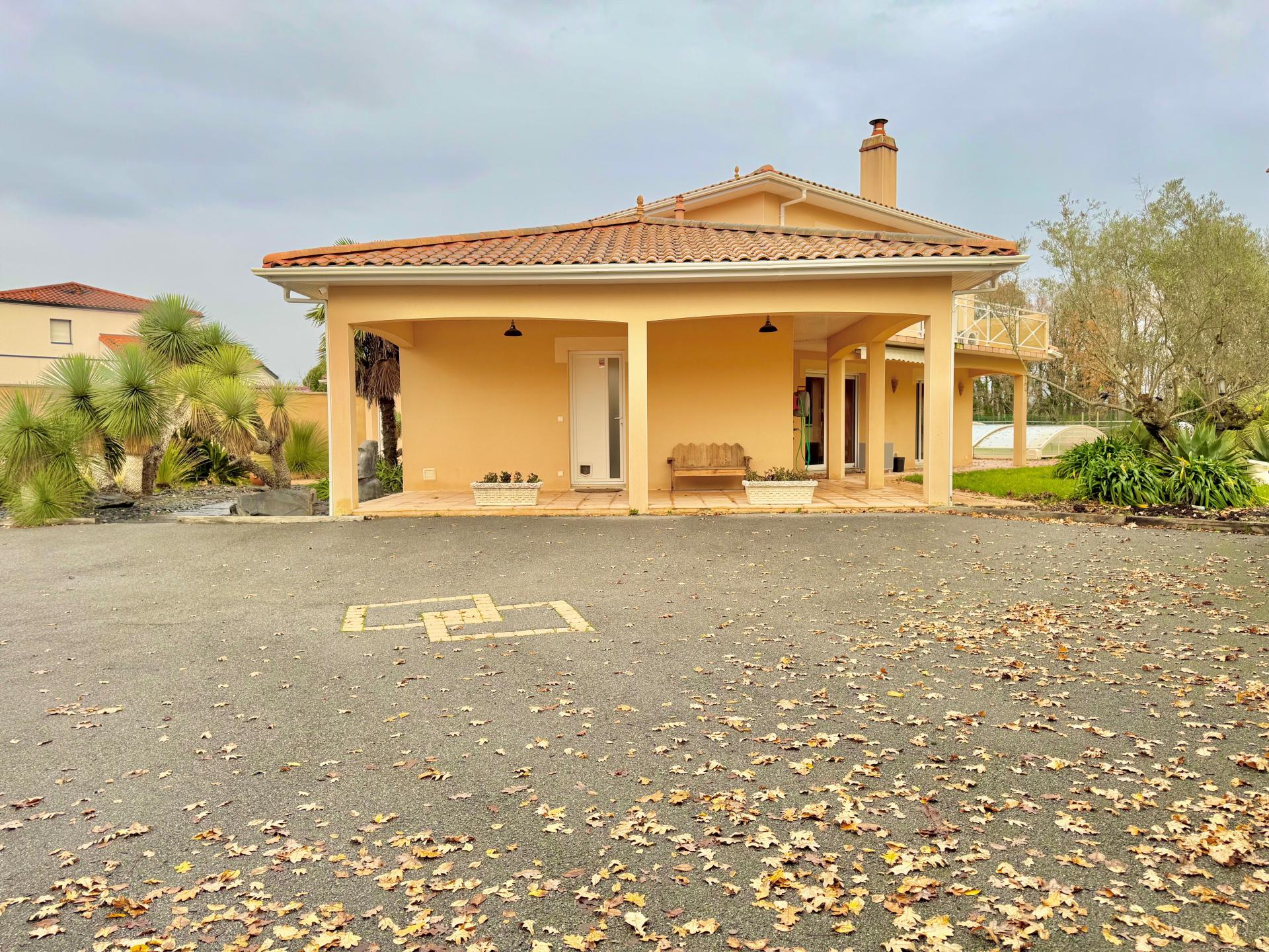 Photo 14 de l'annonce.