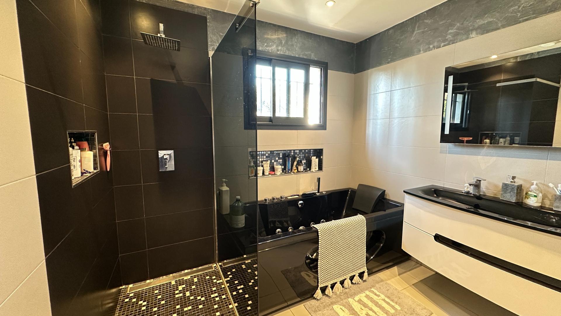 Photo 9 de l'annonce.