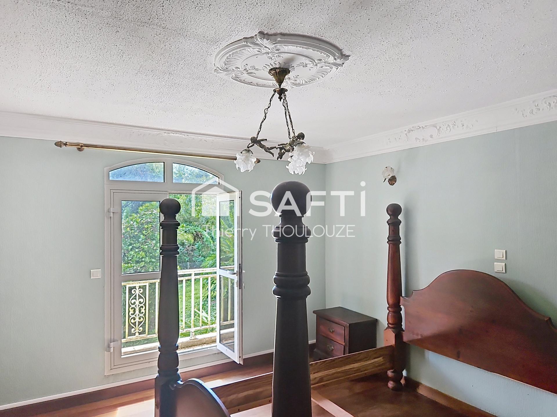 Photo SAFTI — Maison 7 pièces, 225 m² à Gourbeyre 5