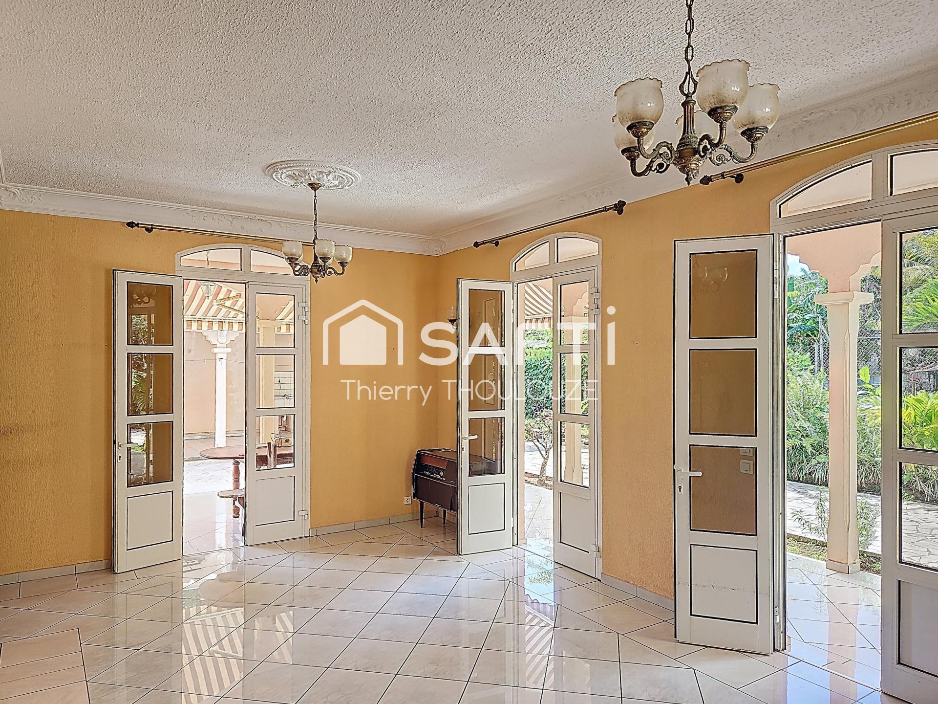 Photo SAFTI — Maison 7 pièces, 225 m² à Gourbeyre 3